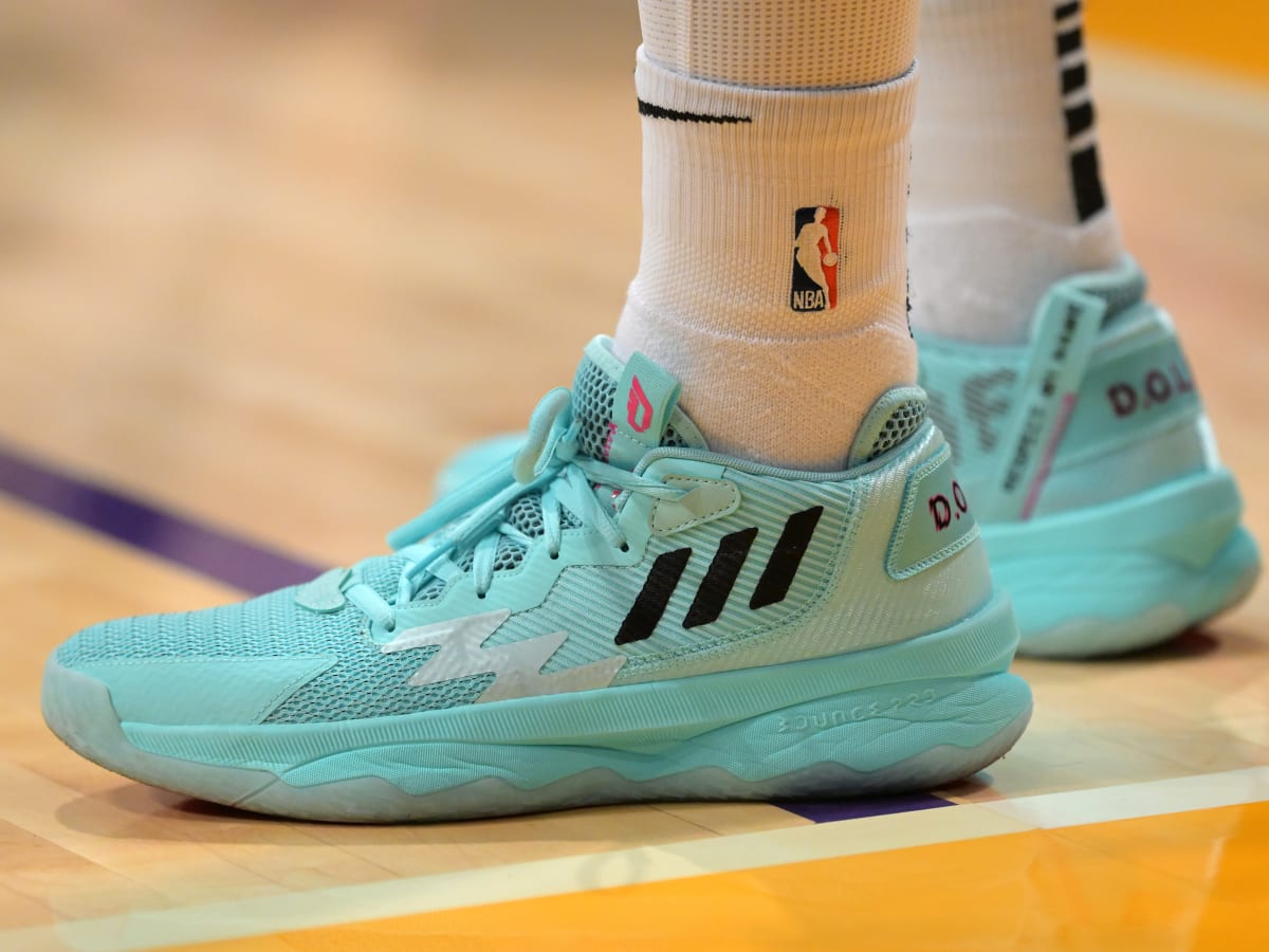 Adidas Dame 8 – Đôi Giày Thể Thao Đỉnh Cao Dành Cho Người Yêu Bóng Rổ Hinh anh 1: Adidas Dame 8 – Doi Giay The Thao Dinh Cao Danh Cho Nguoi Yeu Bong Ro