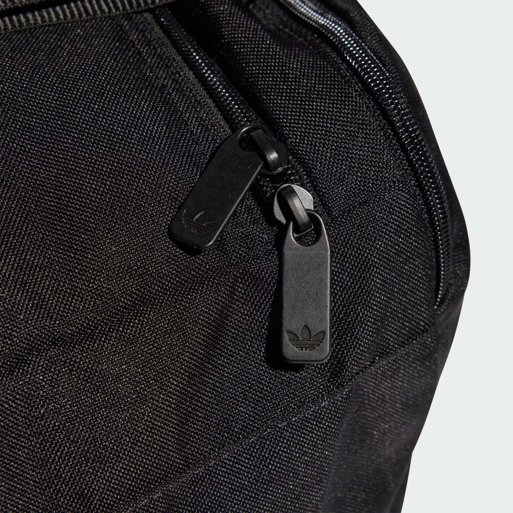 Phụ Kiện Chính Hãng - Túi Trống Adidas Originals Duffel Bag Black - IM9872