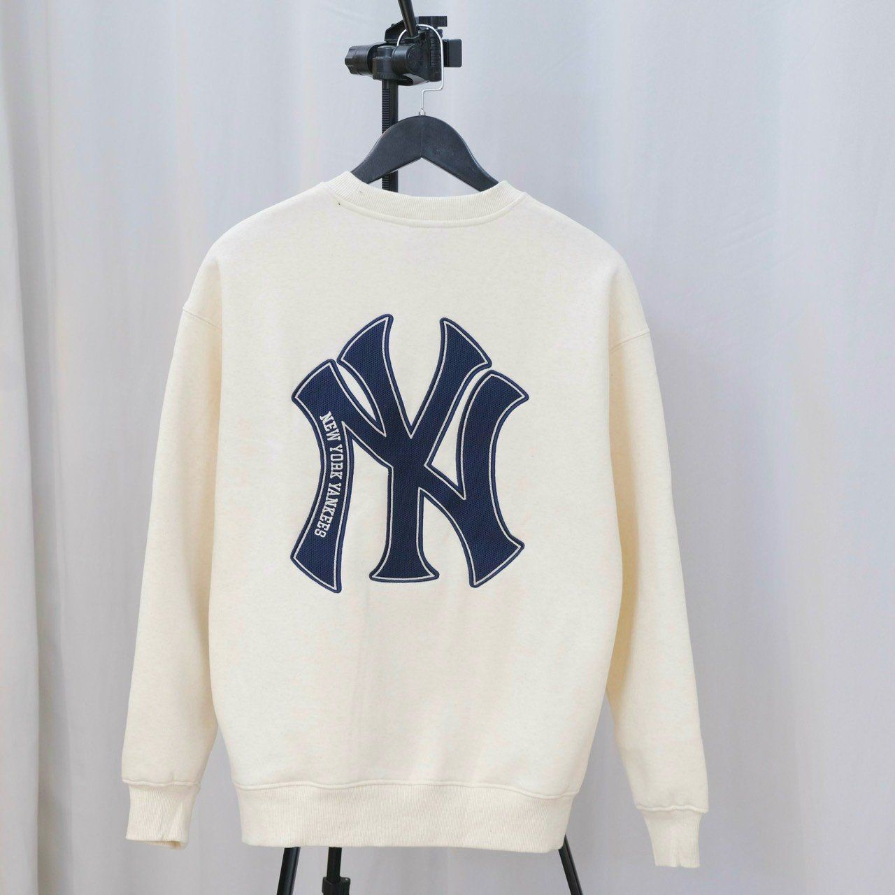 ÁO SWEATER CHÍNH HÃNG - Newera x MLB Big Logo Beige - 13781153