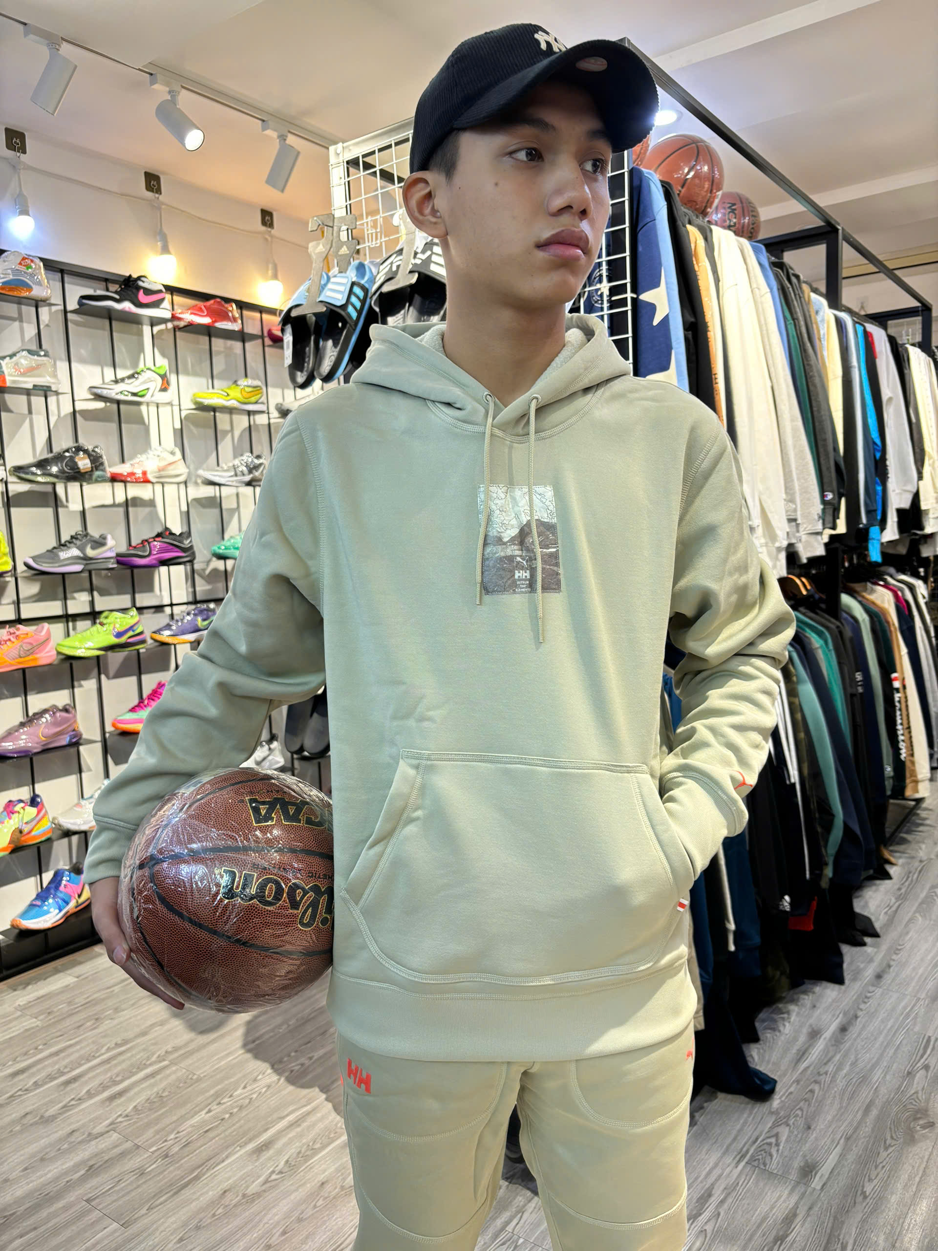 Bộ Thể Thao Chính Hãng - PUMA x HELLY HANSEN Winter Hoodie - 532842-421