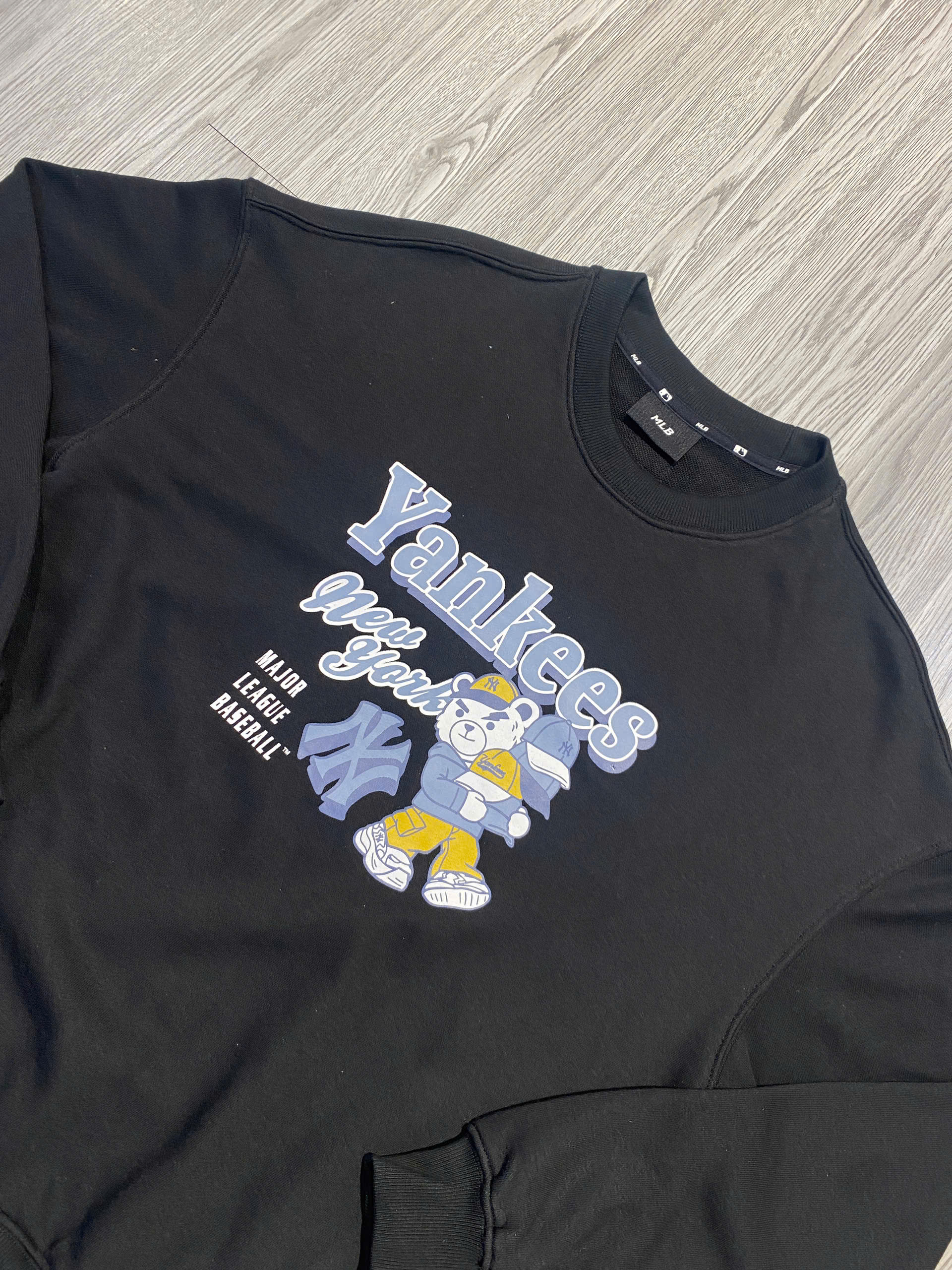 Áo Sweater Chính Hãng - Áo Nỉ Da Cá MLB NY Yankees New York 'Black' - 1335579