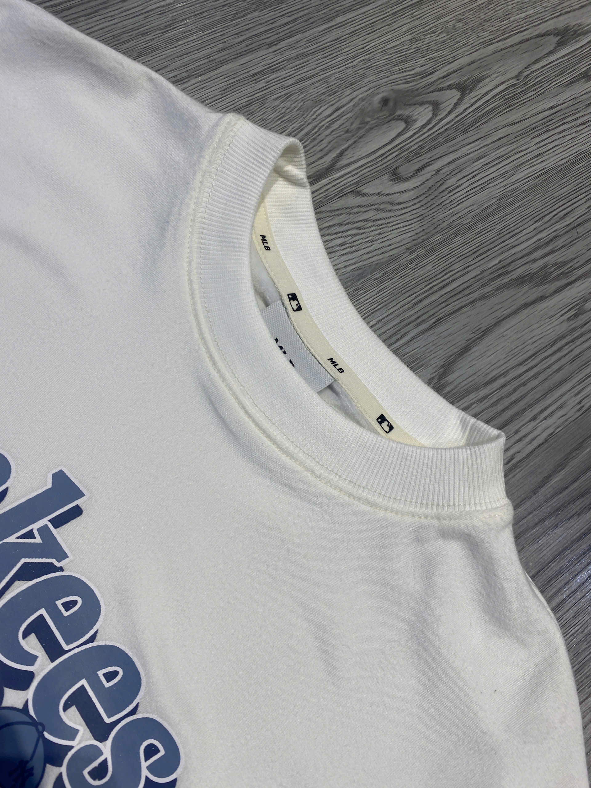 Áo Sweater Chính Hãng - Áo Nỉ Da Cá MLB NY Yankees New York 'White' - 13949871