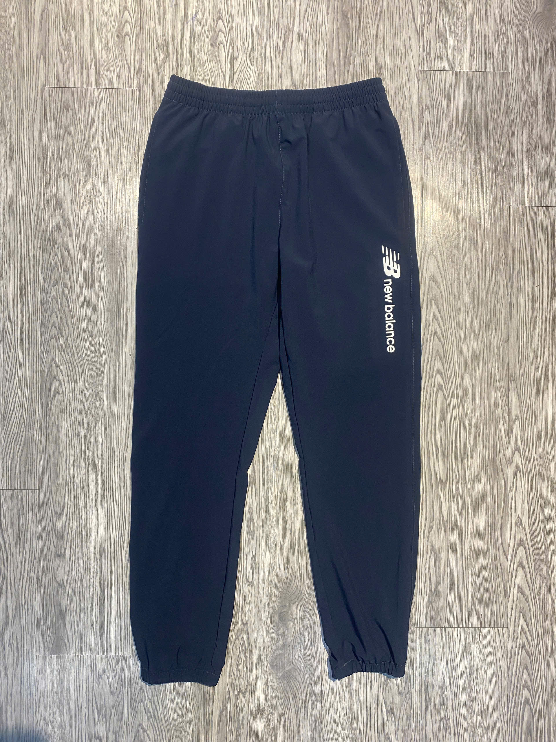 Quần Dài Chính Hãng - New Balance woven track pants Joggers  