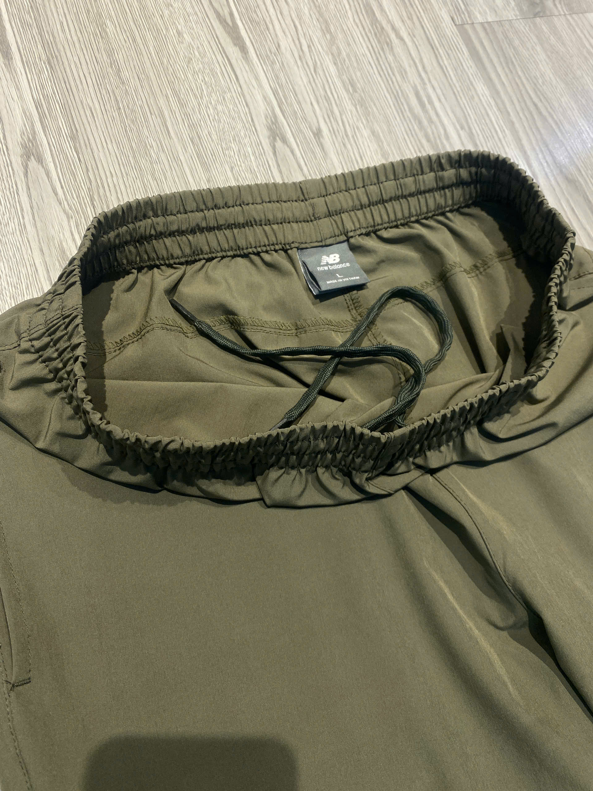 Quần Dài Chính Hãng - New Balance woven track pants 