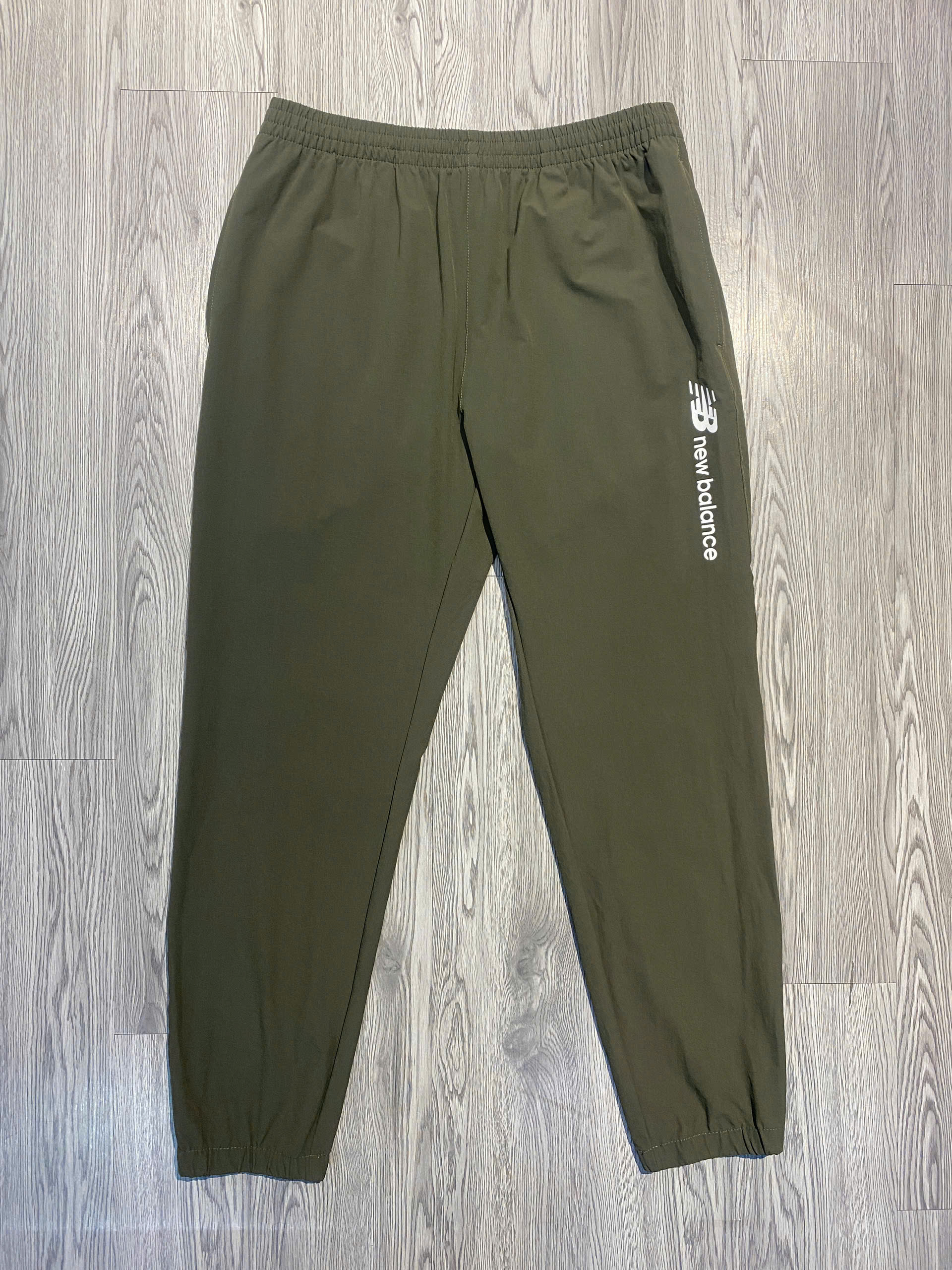 Quần Dài Chính Hãng - New Balance woven track pants Joggers  