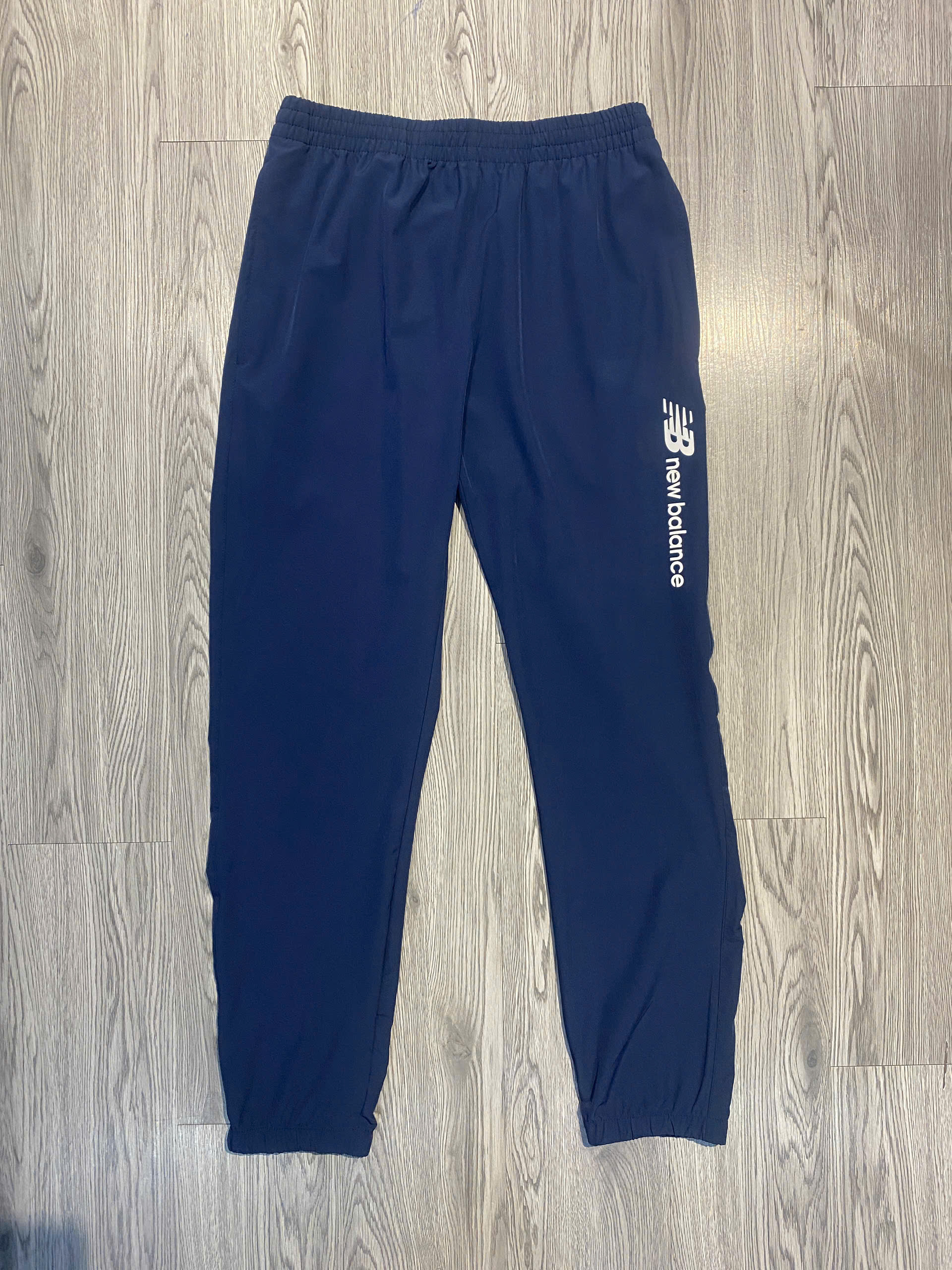 Quần Dài Chính Hãng - New Balance woven track pants Joggers  