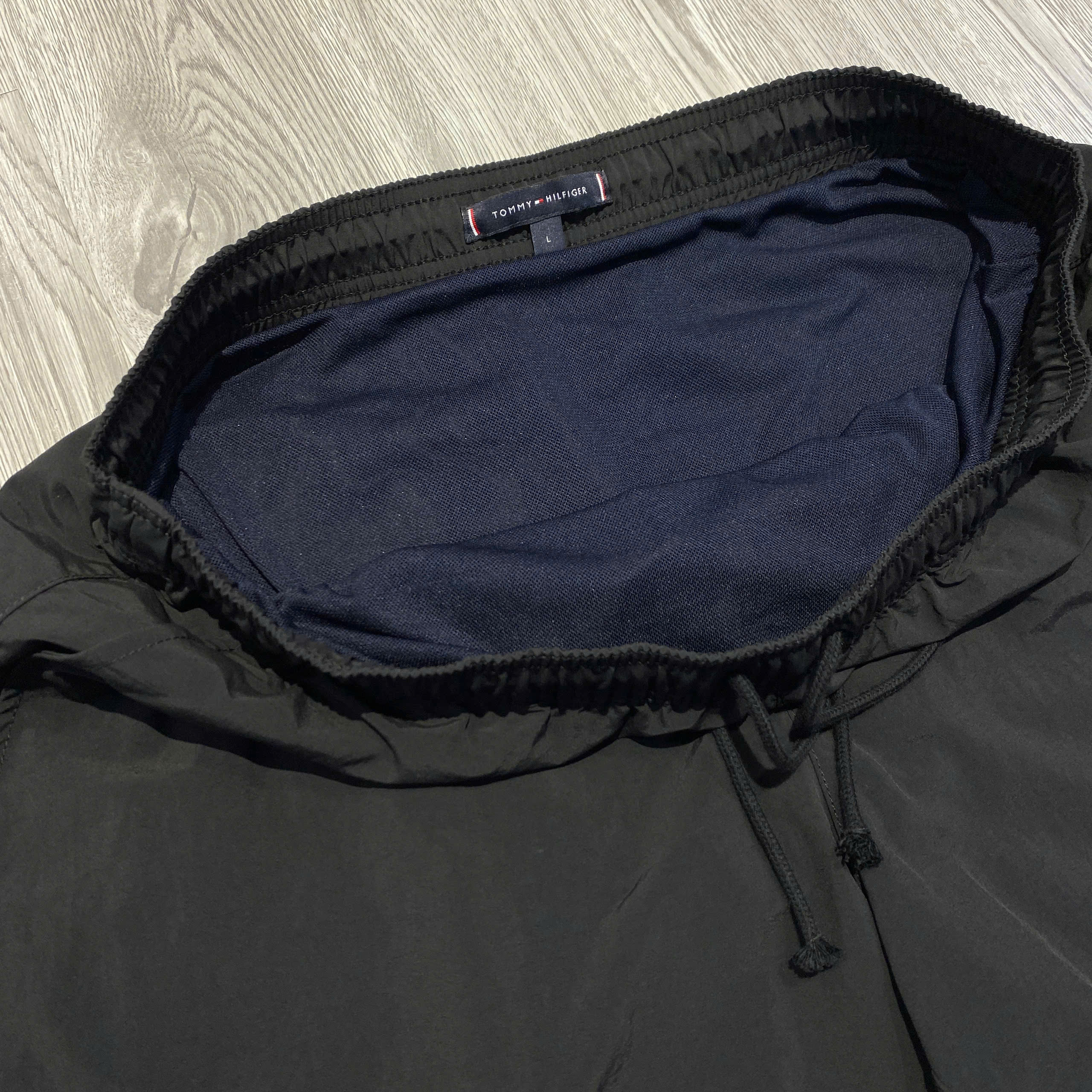 Quần Shorts Chính Hãng - Tommy Hilfiger Shorts Black - TOMYOB003