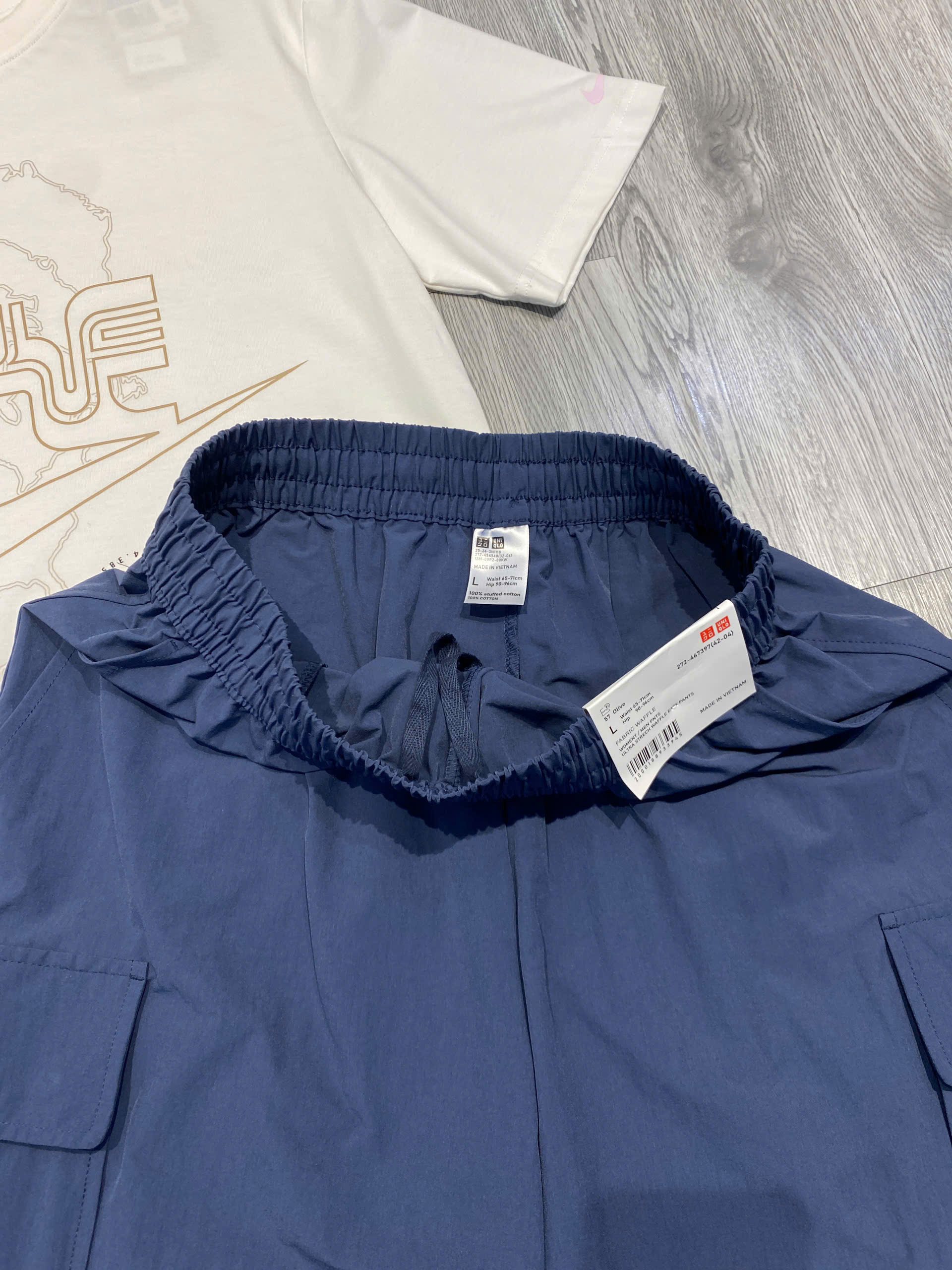 Quần Shorts Chính Hãng - Uniqlo Cargo Shorts in Khaki Fabric 'Navy' - 272-467397-NVY