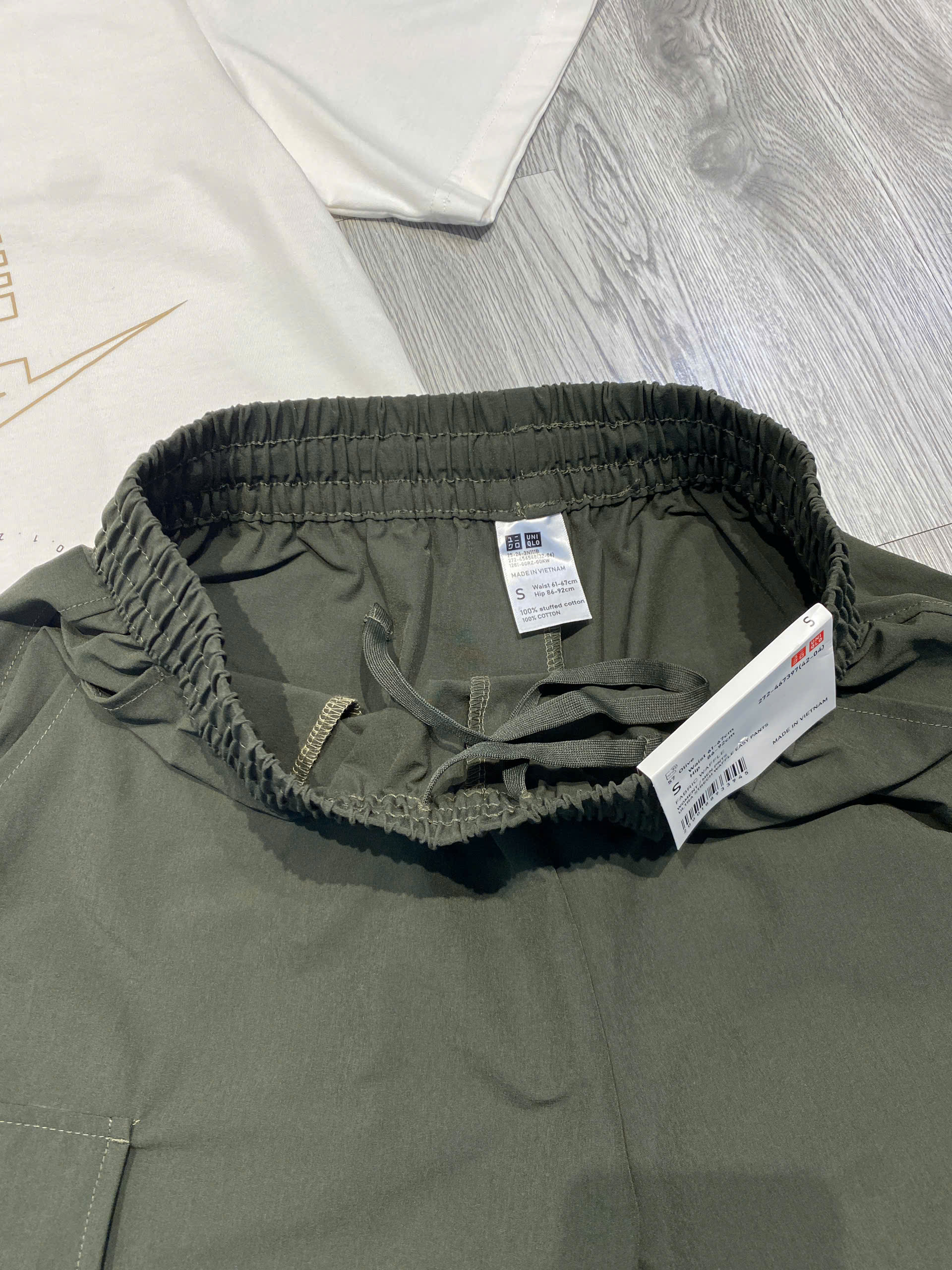 Quần Shorts Chính Hãng - Uniqlo Cargo Shorts in Khaki Fabric 'Olive' - 272-467397-OLV