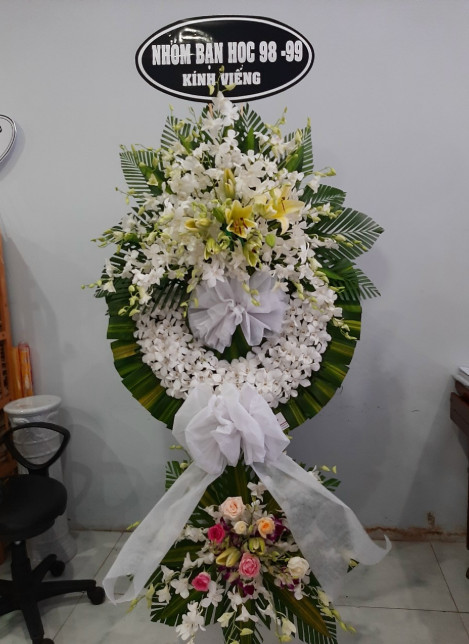Shop bán hoa viếng tại Ba Đồn - Giá rẻ cạnh tranh- Trà Hương Shop