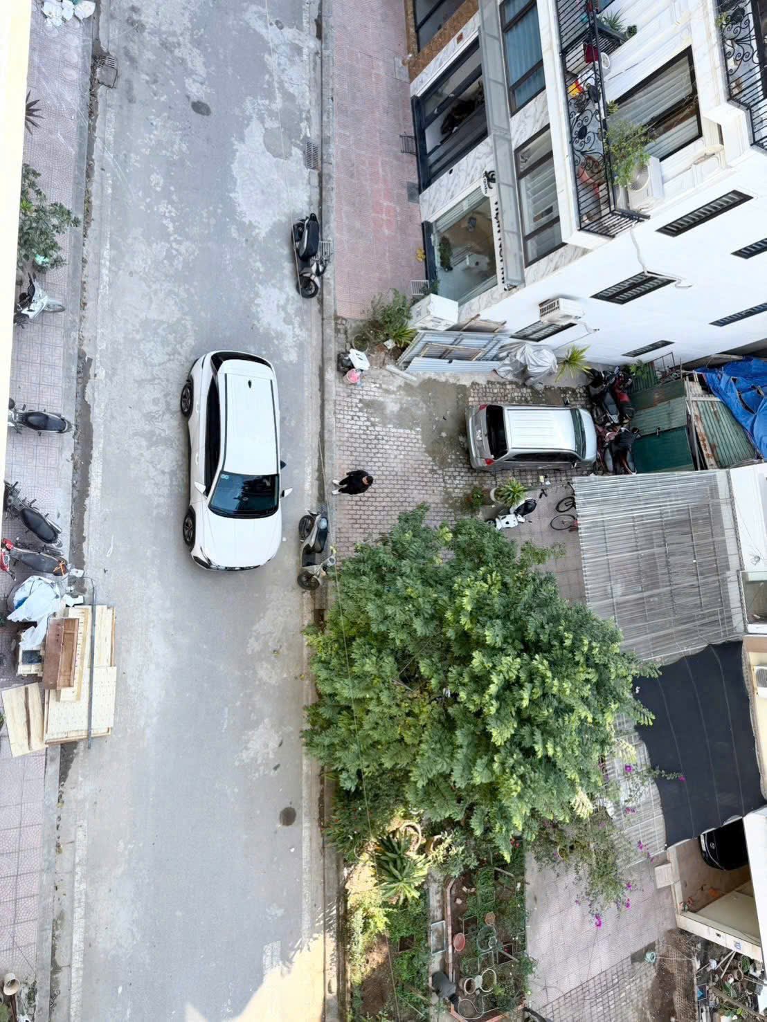 Bán nhà phân lô Ngõ 63 Cổ Linh, Thạch Bàn, 7 tầng, DT 45m2, MT 4m, 4PN, đường 10m,