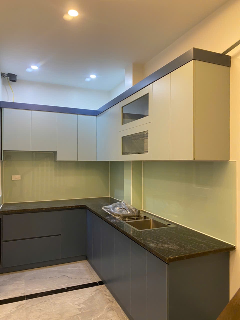 Bán nhà ngõ 134 phố Thạch Bàn, 5 tầng, DT 33m2, MT 4.5m, 3 phòng ngủ, SĐCC, 2025