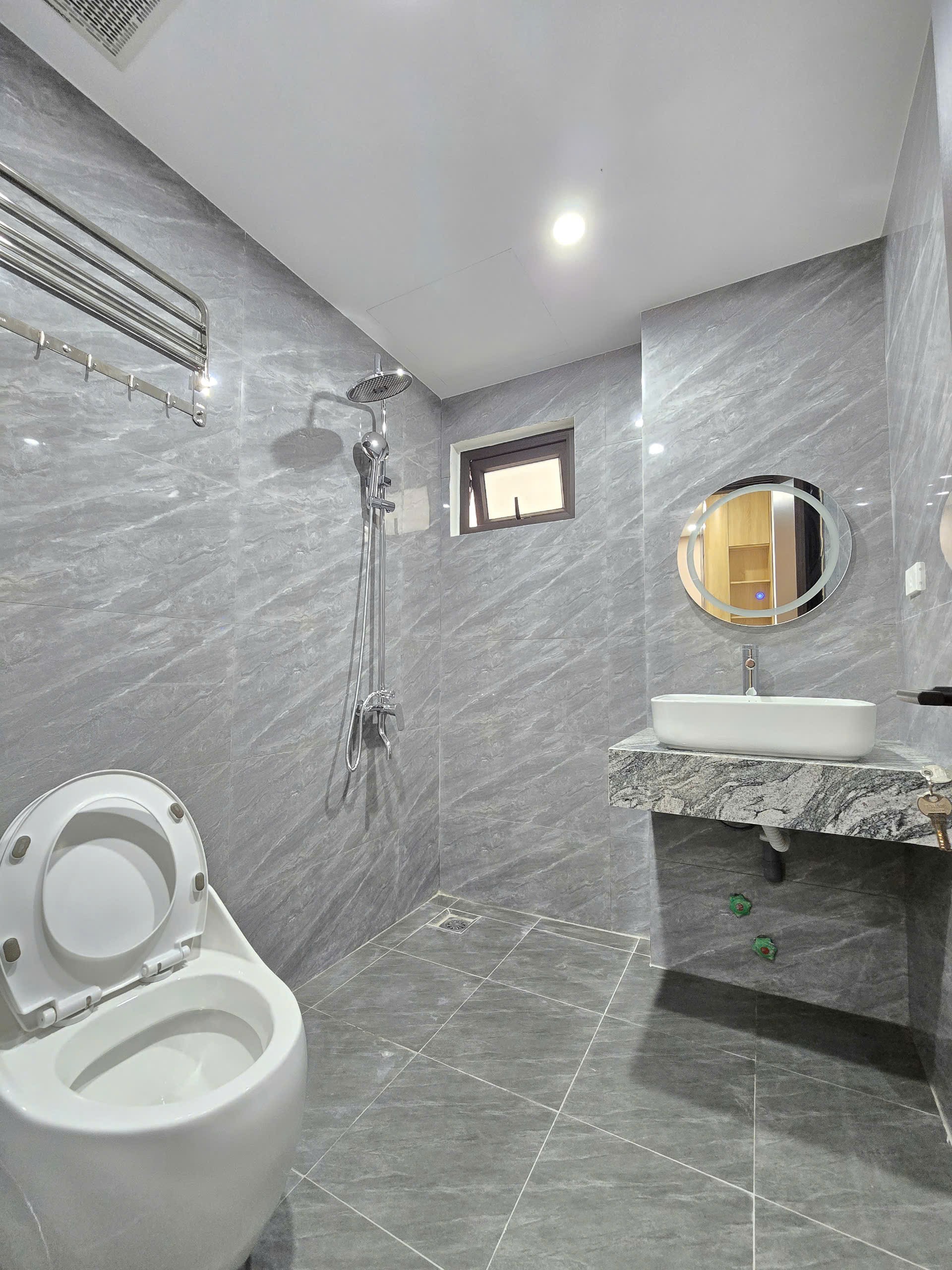 Bán nhà ngõ 66 phố Ngọc Lâm, 6 tầng, DT 39m2, MT 5m, 3PN, có thang máy, ĐÃ BÁN