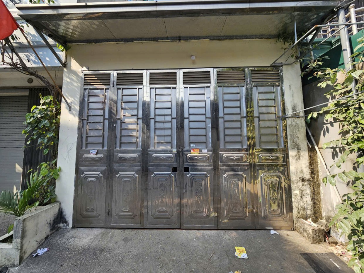 Bán đất mặt ngõ phố Bát Khối, Thạch Bàn, DT 63m2, MT 5m, đường 6m, tiện kinh doanh