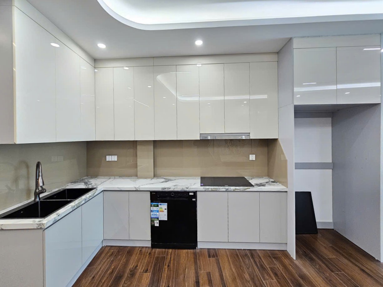 Bán nhà Ngõ 206 phố Cổ Linh, gần Aeon Mall, 7 tầng, DT 58m2, MT 4.5m, 4PN, 2026