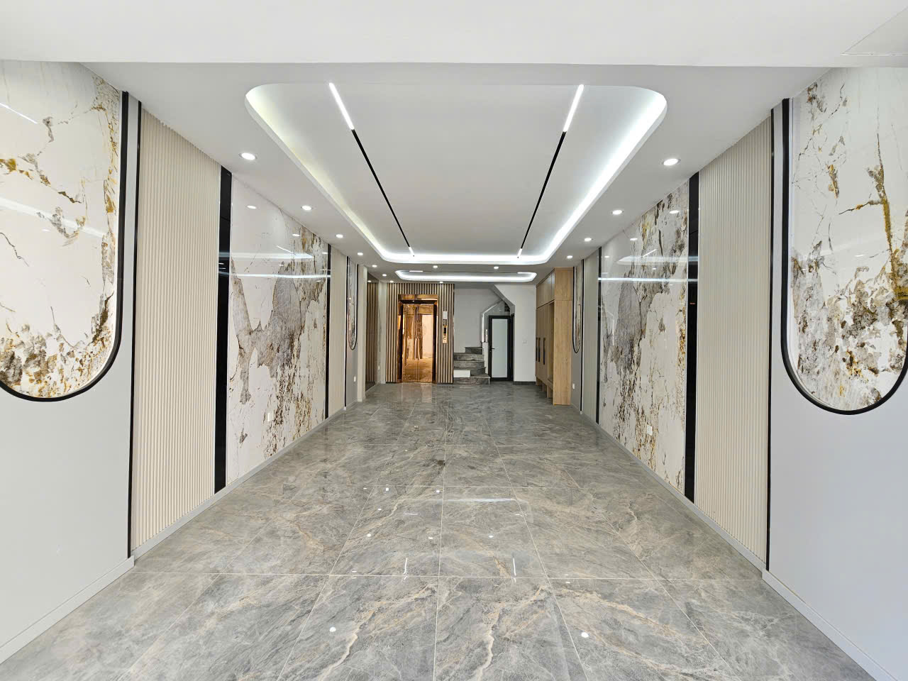 Bán nhà Ngõ 206 phố Cổ Linh, gần Aeon Mall, 7 tầng, DT 58m2, MT 4.5m, 4PN, 2026