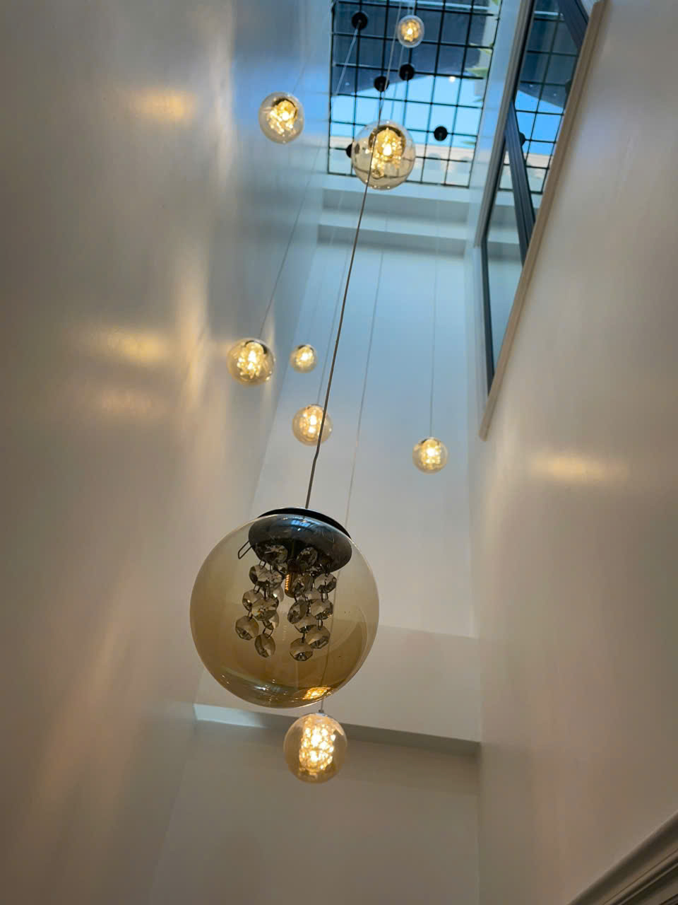 Bán nhà mặt ngõ phố Nguyễn Lam, gần Vinschool, 7 tầng, DT 65m2, MT 3.8m, 2025