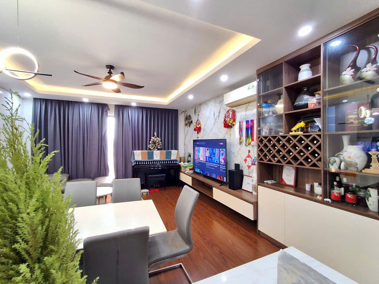 Bán nhà phân lô phố Thạch Bàn, 6 tầng, DT 90m2, MT 5.3m, 5PN, có thang máy, gara ô tô