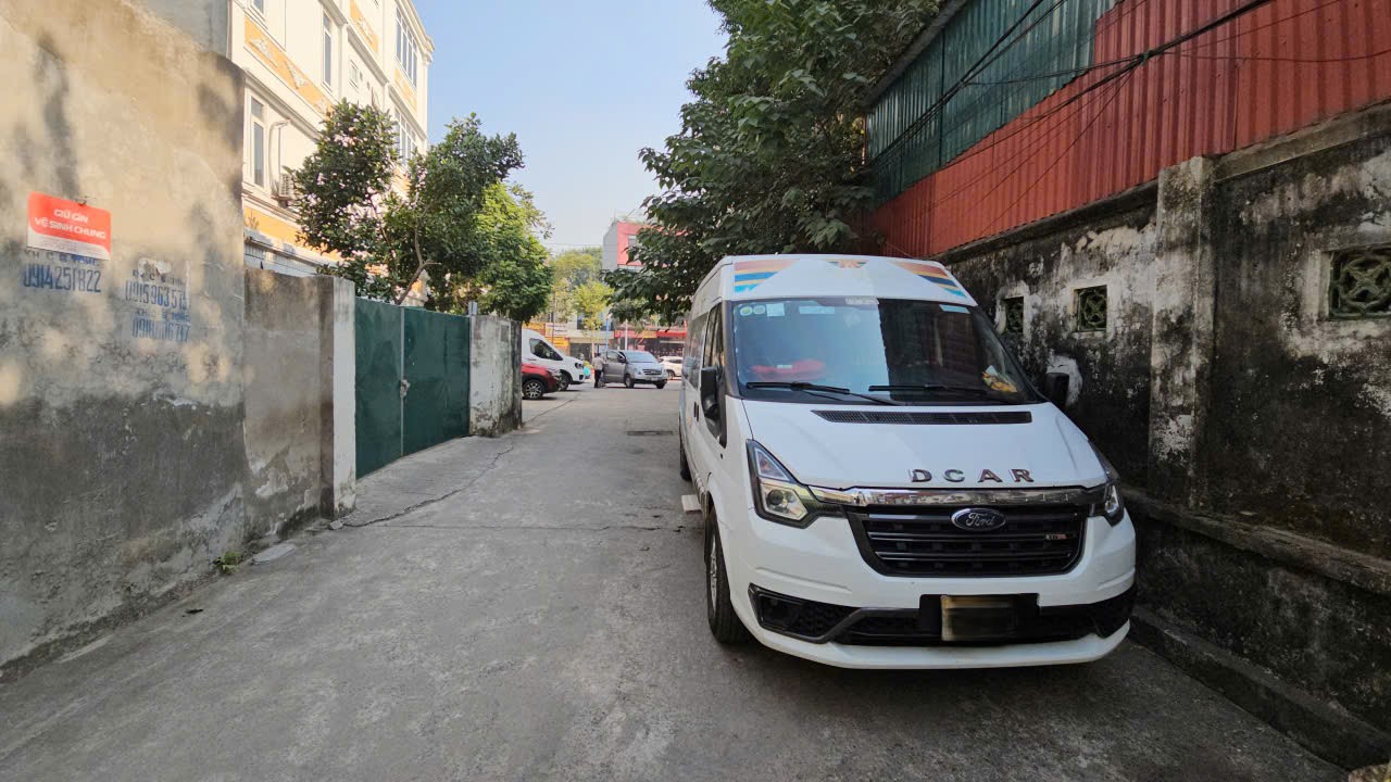 Bán đất mặt ngõ phố Cổ Linh, Thạch Bàn, DT 66m2, MT 9.5m, tiện kinh doanh, 2026