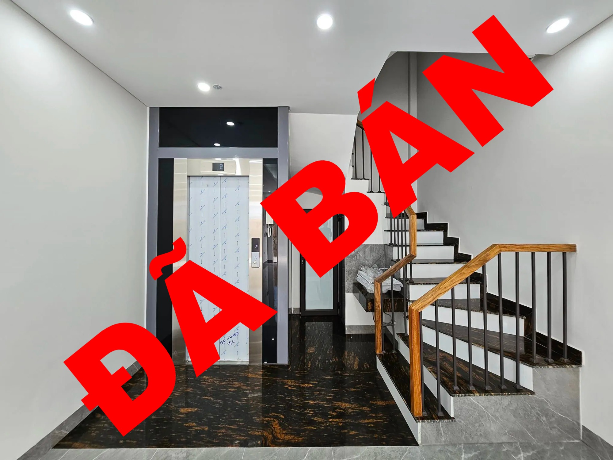 Bán nhà phố Cổ Linh, Thạch Bàn, nhà 6 tầng, DT 40m2, MT 4m, có thang máy, ĐÃ BÁN