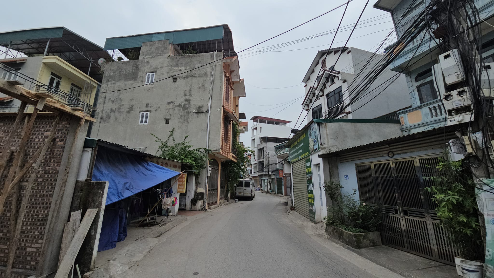 Bán nhà phố Ngọc Trì, gần chợ Đồng Dinh, DT 95m2, MT 6m, ngõ 4m, ô tô vào nhà, 2025