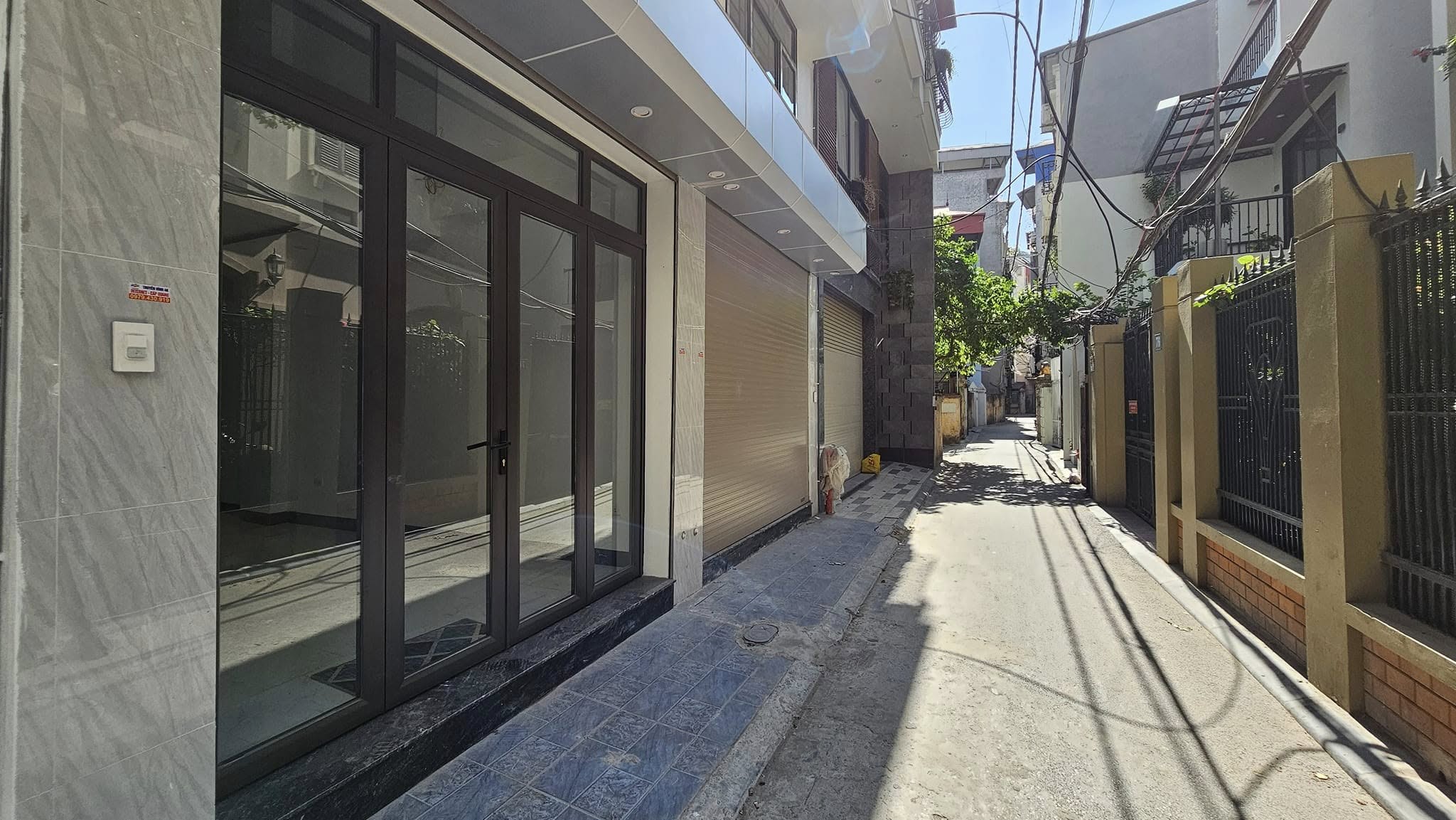 Bán nhà mặt ngõ phố Ngọc Lâm, 6 tầng, DT 37m2, MT 3.5m, 3PN, có thang máy, SĐCC