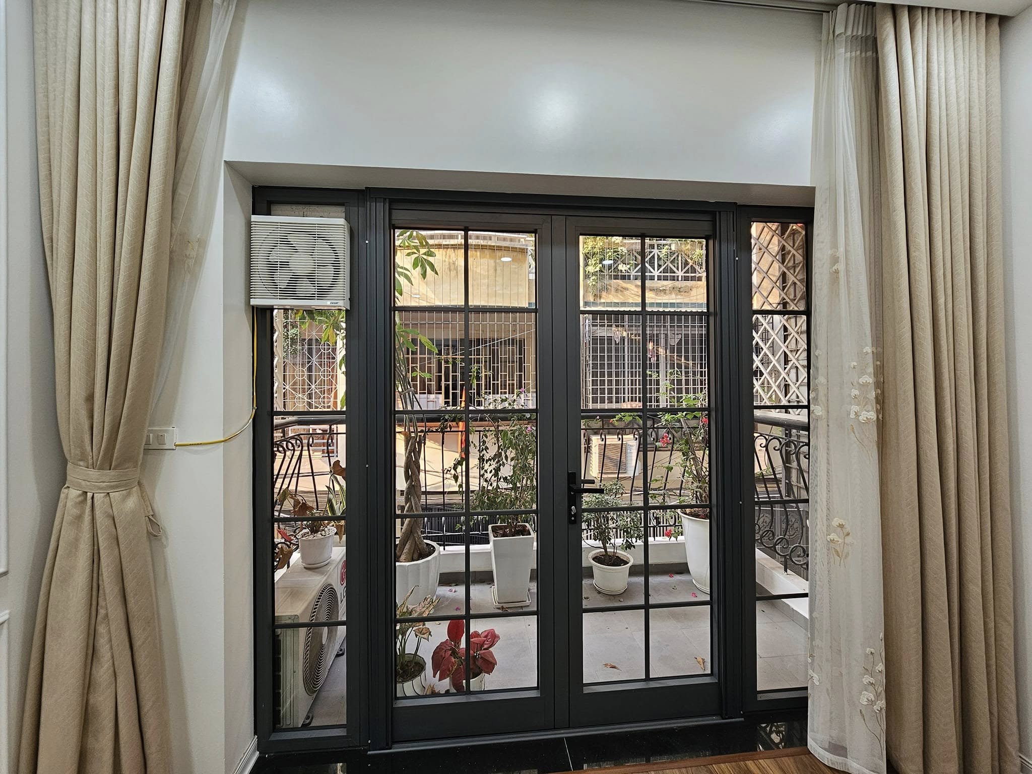 Bán nhà phân lô phố Ngọc Lâm, 5 tầng, DT 46m2, MT 3.6m, 4PN, full nội thất, ĐÃ BÁN