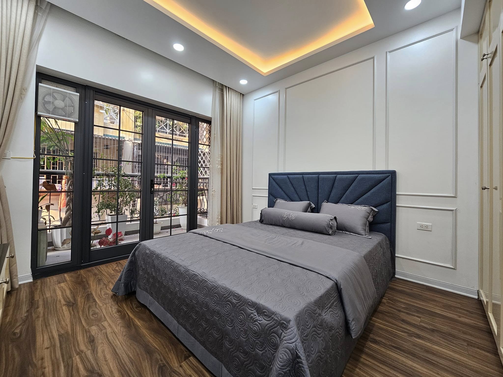 Bán nhà phân lô phố Ngọc Lâm, 5 tầng, DT 46m2, MT 3.6m, 4PN, full nội thất, ĐÃ BÁN