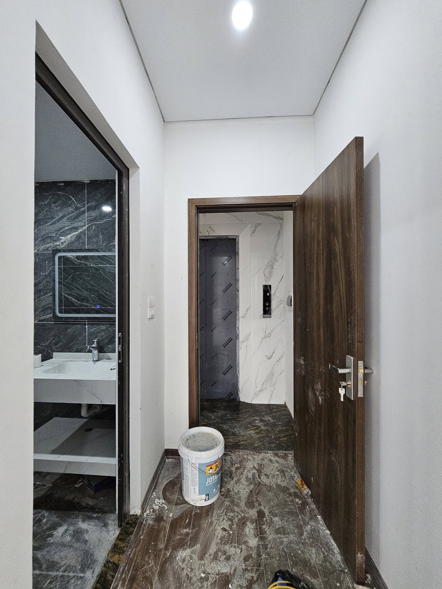 Bán nhà phố Thạch Bàn, Nhà 5 tầng, DT 48m2, MT 4.55m, có thang máy, 3PN, ĐÃ BÁN