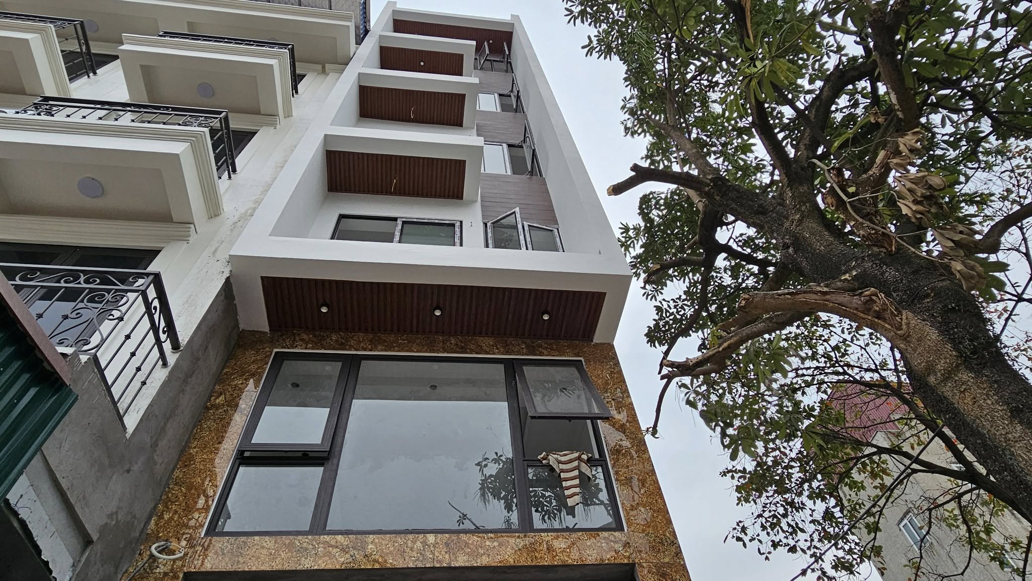 Bán nhà mặt ngõ phố Ngọc Trì, Thạch Bàn, 7 tầng, DT 55m2, MT 4m, SĐCC, ĐÃ BÁN