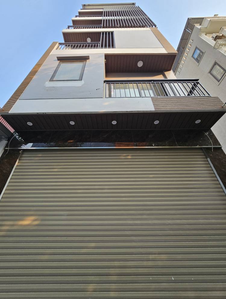 Bán nhà mặt ngõ Vũ Xuân Thiều, 6 tầng, DT 43m2, MT 5.4m, 3PN, có thang máy, ĐÃ BÁN