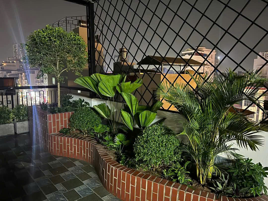 Bán nhà mặt ngõ Nguyễn Văn Cừ, 8 tầng, DT 100m2, MT 5m, có thang máy, ĐÃ BÁN