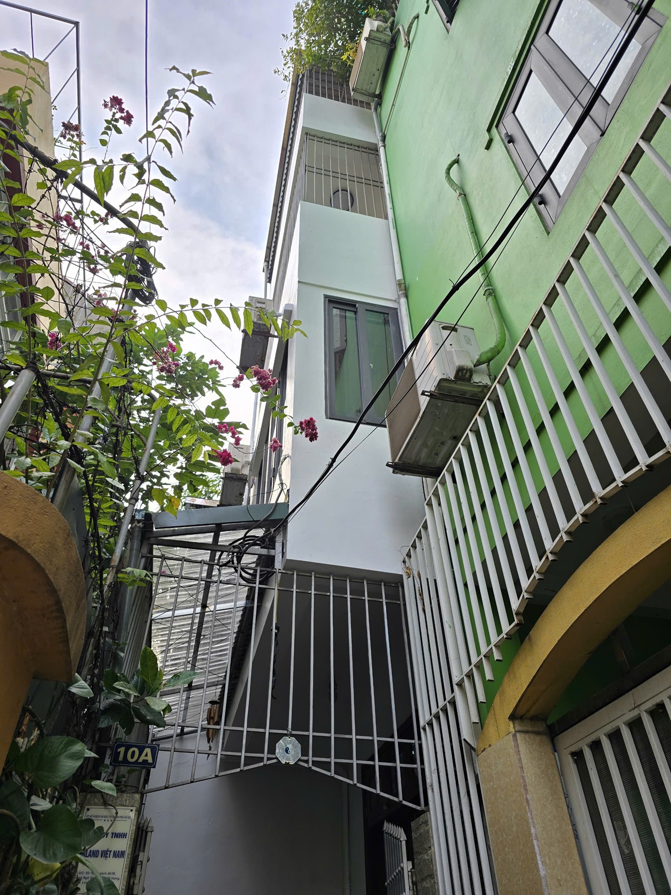 Bán nhà phố Vũ Đức Thận, sau BigC, Nhà 4 tầng, DT 50m2, MT 4m, 4PN, SĐCC, ĐÃ BÁN