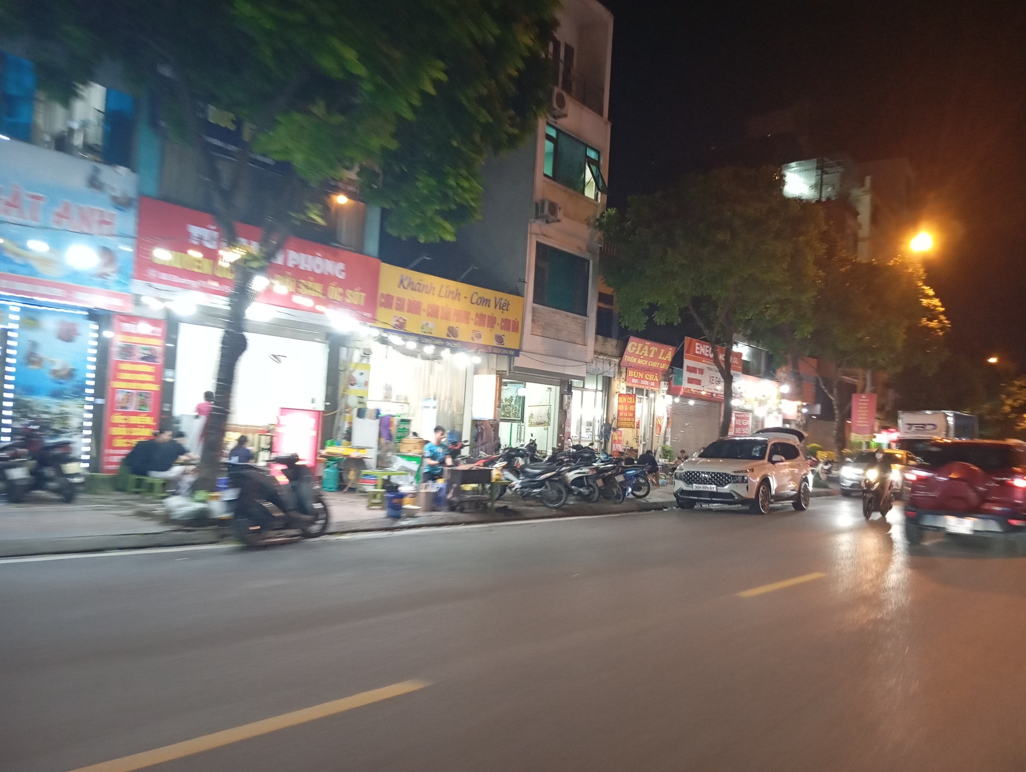 Bán đất mặt ngõ phố Cổ Linh, Thạch Bàn, DT 65m2, MT 4m, đường 6m, ô tô tránh nhau, 2026