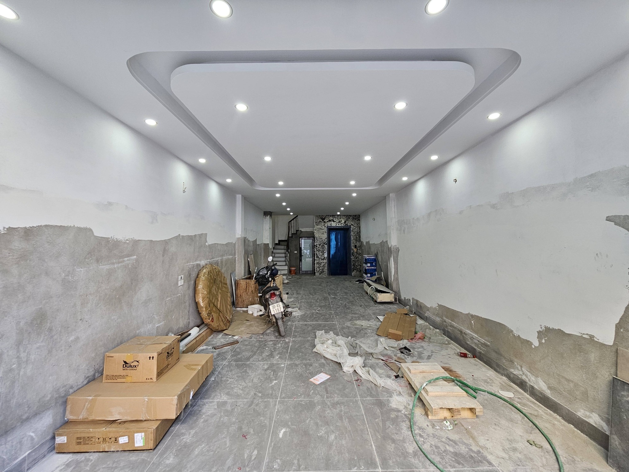 Bán nhà mặt ngõ Bát Khối, Cự Khối, 7 tầng, DT 72m2, MT 4.5m, 4PN, tiện kinh doanh, VP