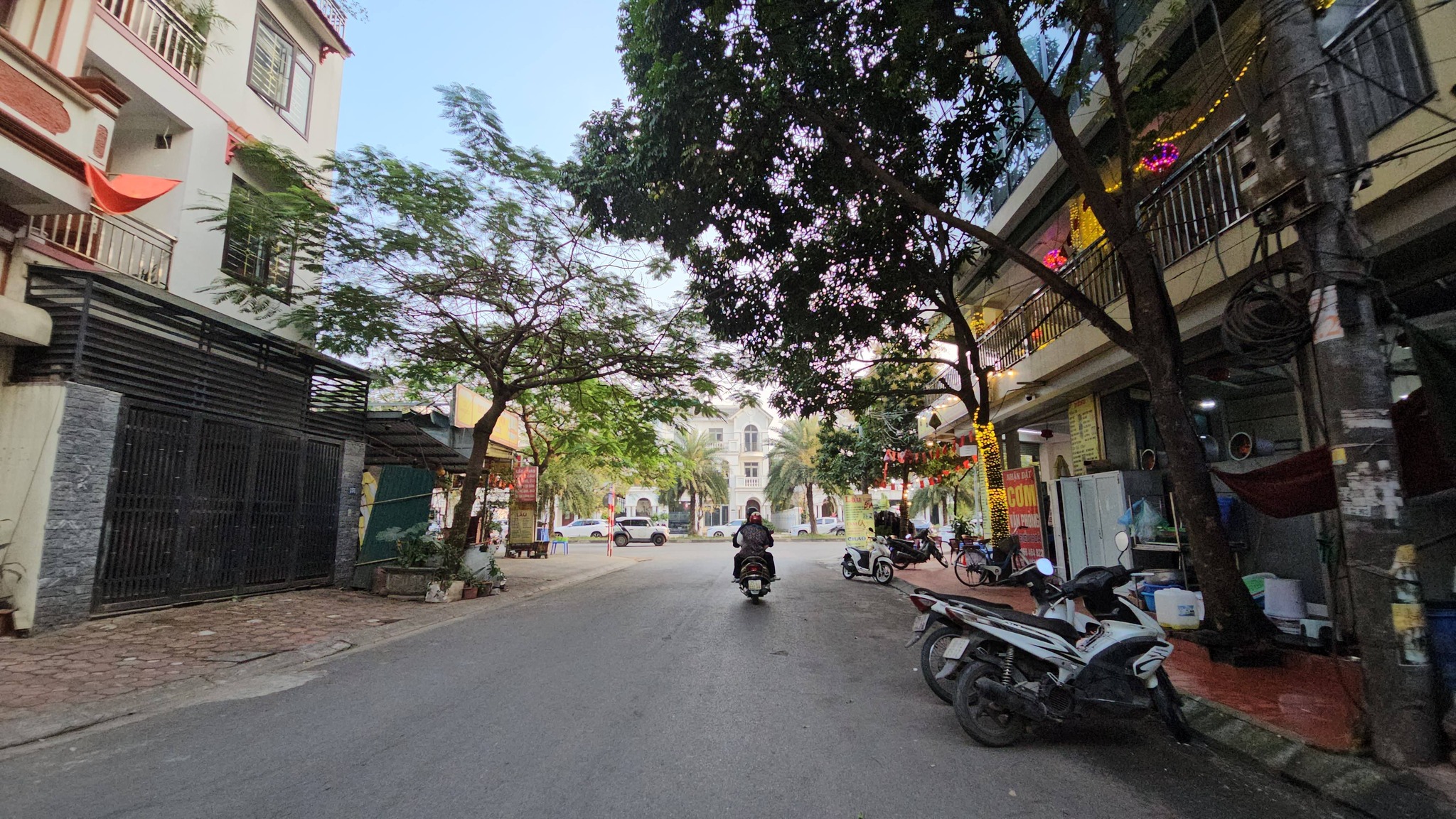 Bán nhà mặt phố Kim Quan Thượng, Việt Hưng, 6 tầng, DT 75m2, MT 5m, tiện kinh doanh