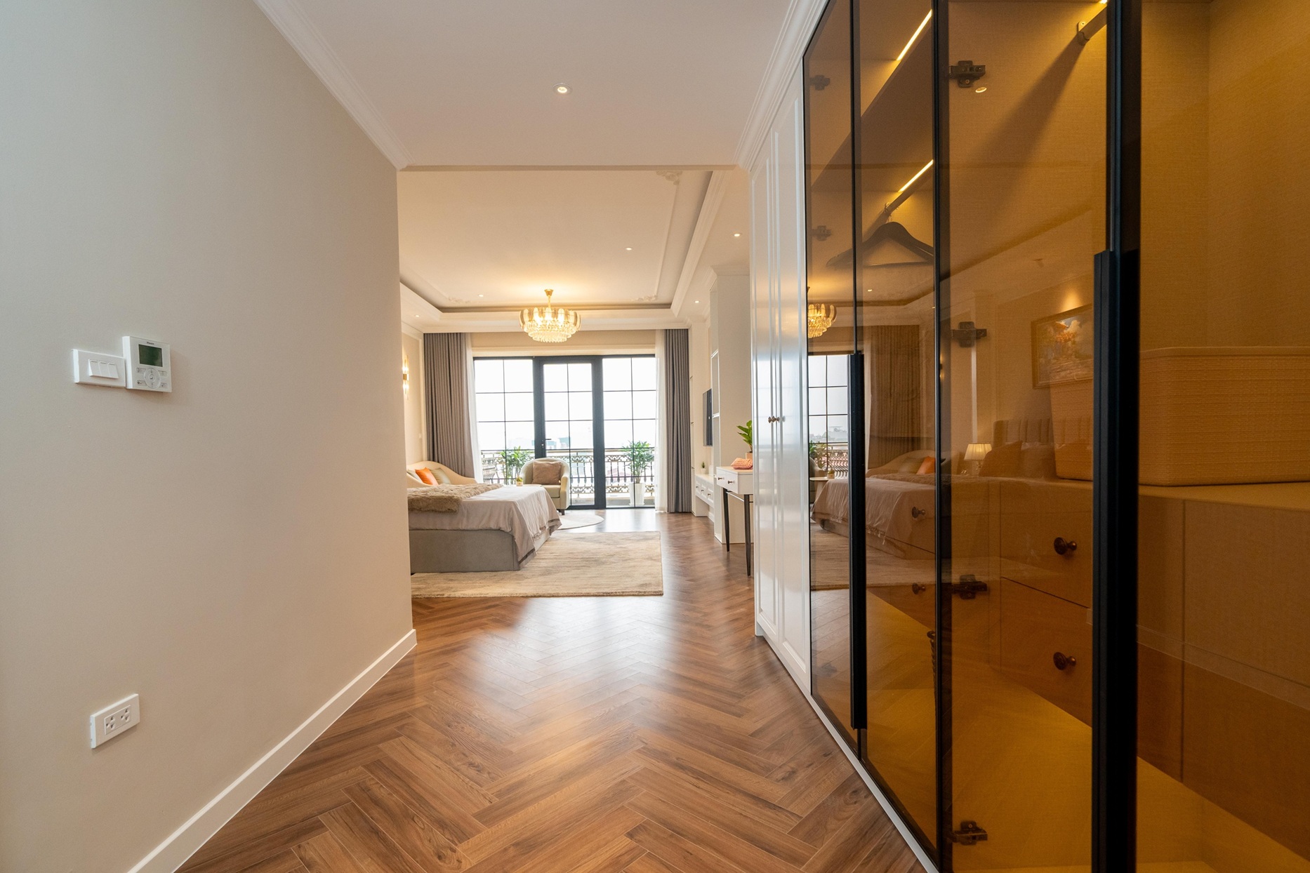 Bán nhà mặt phố Đàm Quang Trung, 8 tầng, DT 71m2, MT 4.6m, 5PN, tiện kinh doanh, 2026