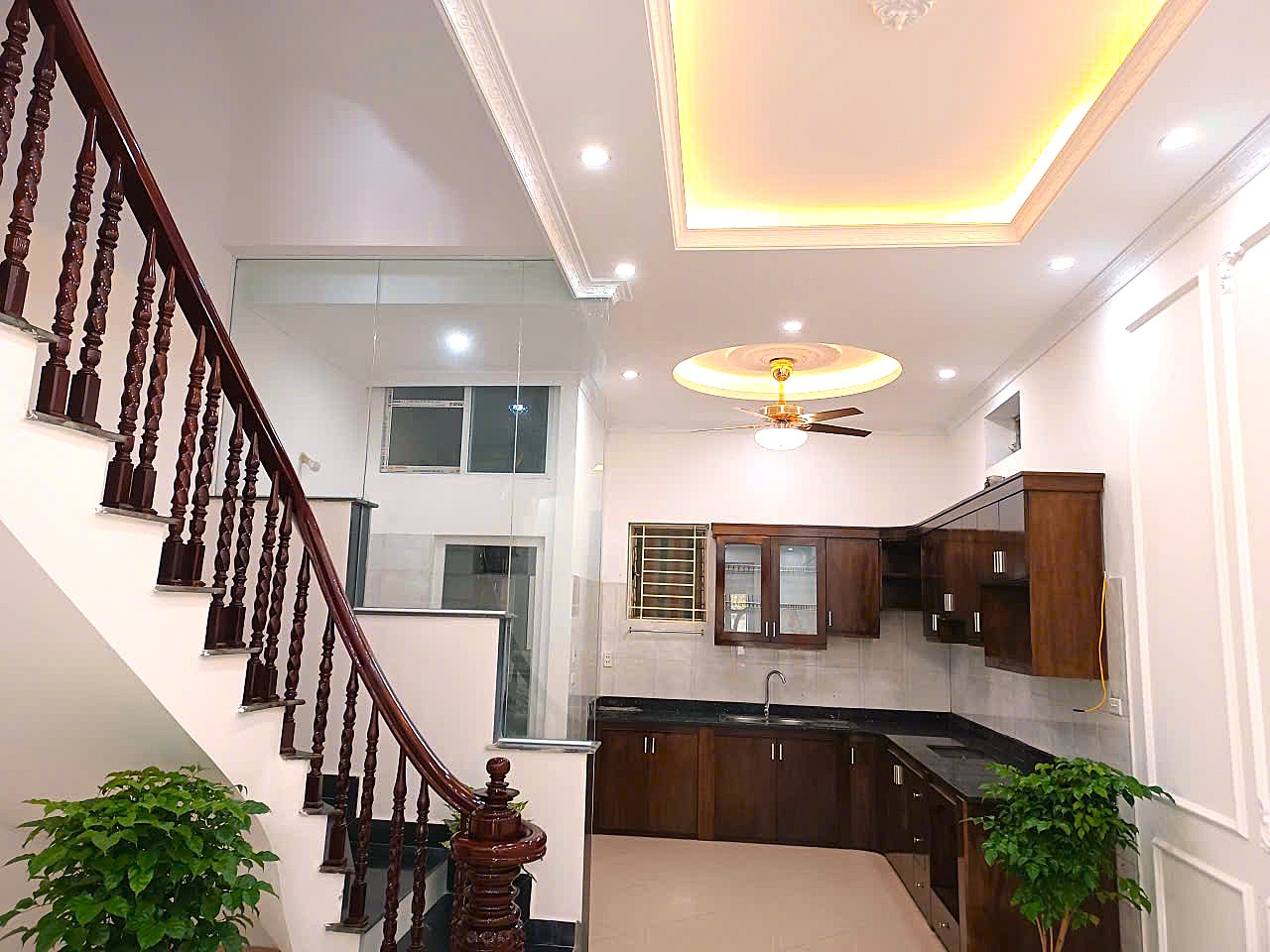 Bán nhà Phúc Lợi, gần CC Ruby Park City, 4 tầng, DT 70m2, MT 4.5m, 4PN, SĐCC, 2026