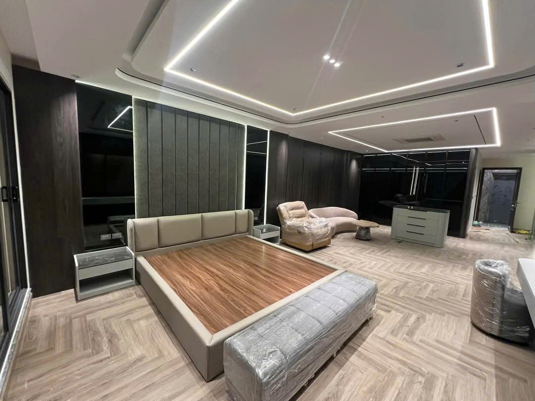 Bán nhà mặt ngõ Nguyễn Văn Cừ, 8 tầng, DT 100m2, MT 5m, có thang máy, ĐÃ BÁN