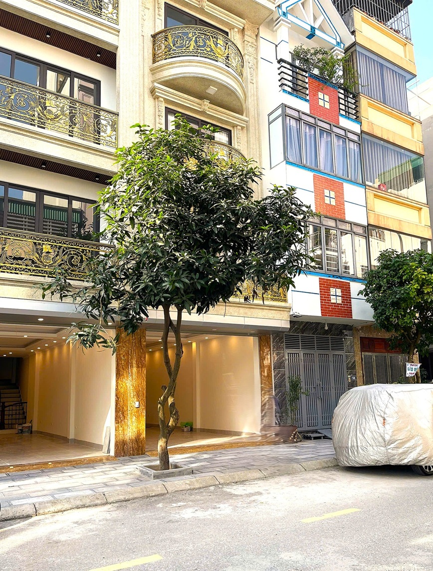 Bán nhà phân lô Thạch Bàn, 7 tầng, DT 56m2, MT 4.1m, có thang máy, gara ô tô, đường 11m