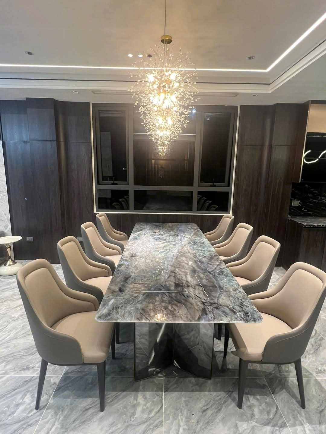 Bán nhà mặt ngõ Nguyễn Văn Cừ, 8 tầng, DT 100m2, MT 5m, có thang máy, ĐÃ BÁN