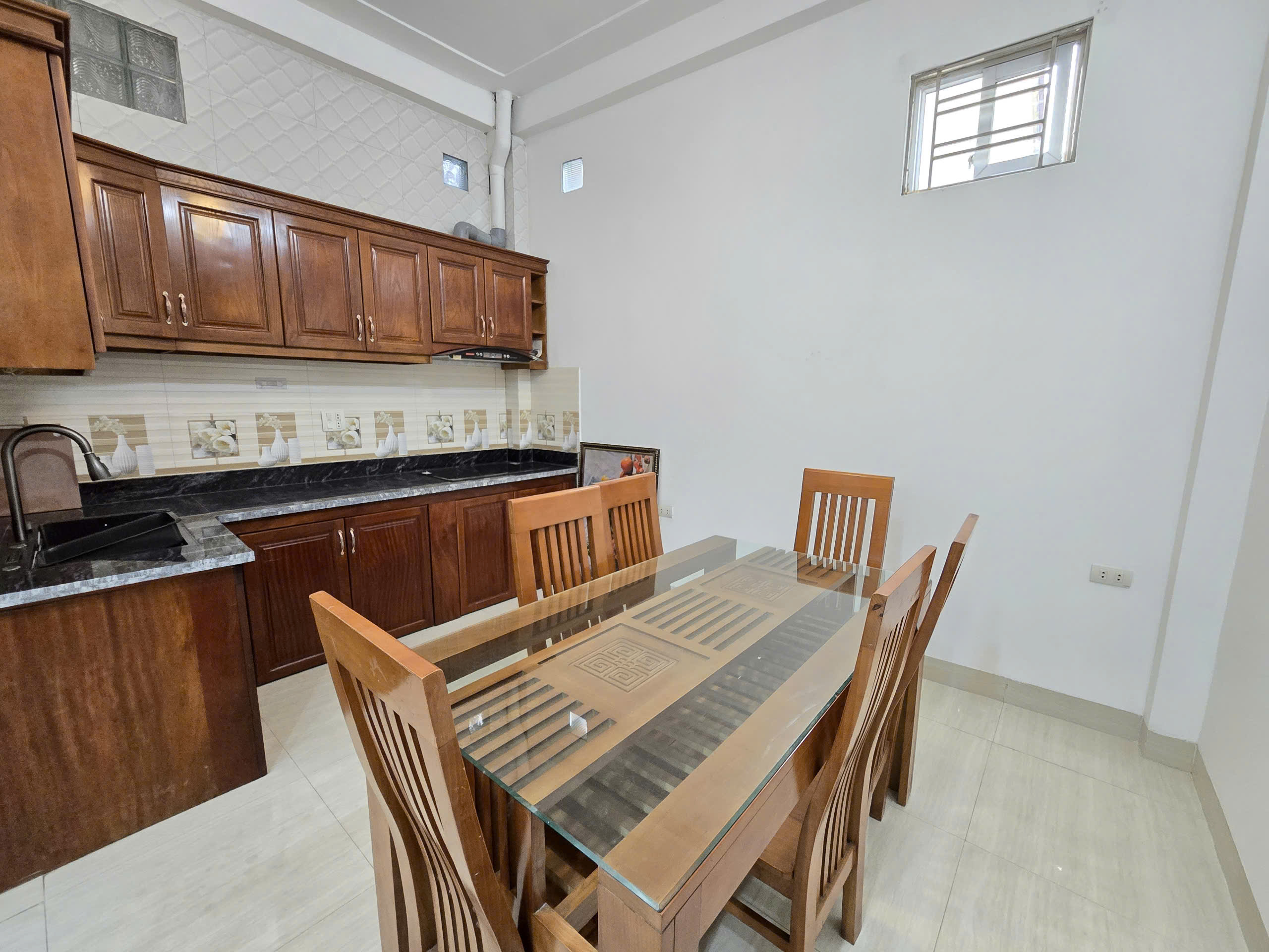 Bán nhà phố Vũ Đức Thận, sau BigC, Nhà 4 tầng, DT 50m2, MT 4m, 4PN, SĐCC, ĐÃ BÁN