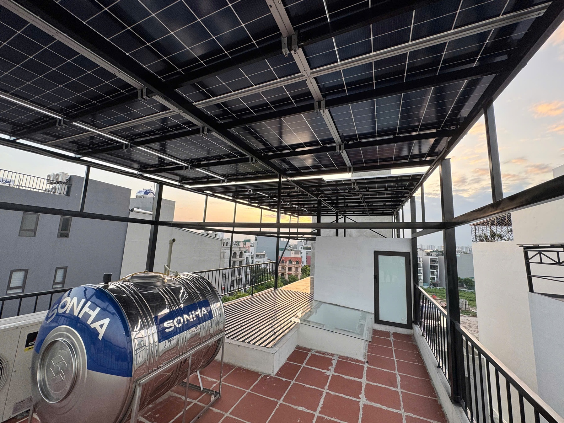 Bán nhà mặt ngõ Phố Nguyễn Thời Trung, 7 tầng, DT 88m2, MT 4.6m, tiện kinh doanh, VP cty