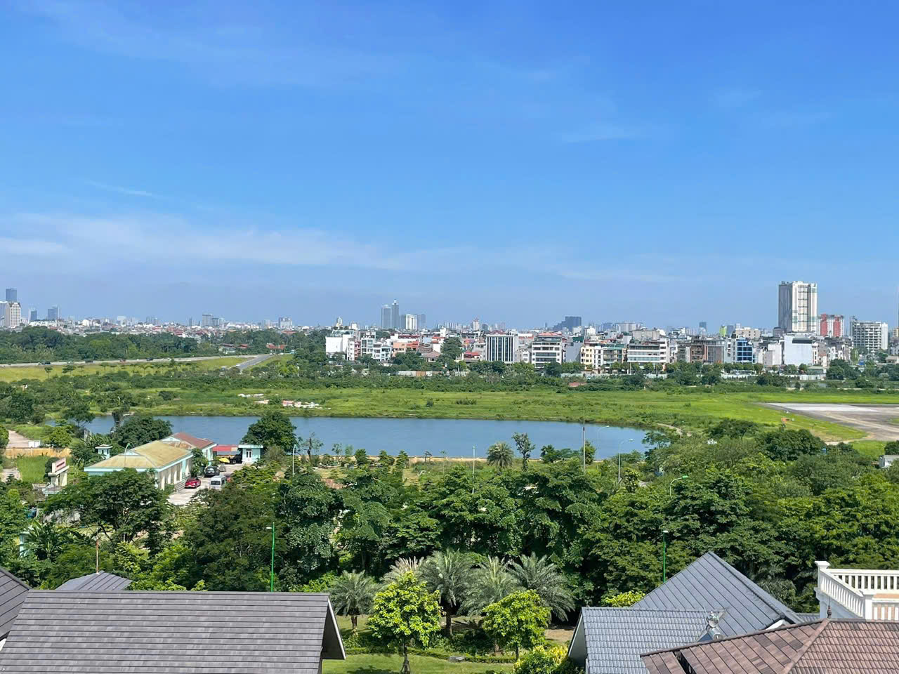 Bán nhà phố Tư Đình, gần cầu Trần Hưng Đạo, 8 tầng, DT 55m2, MT 5.1m, 4PN, full nội thất