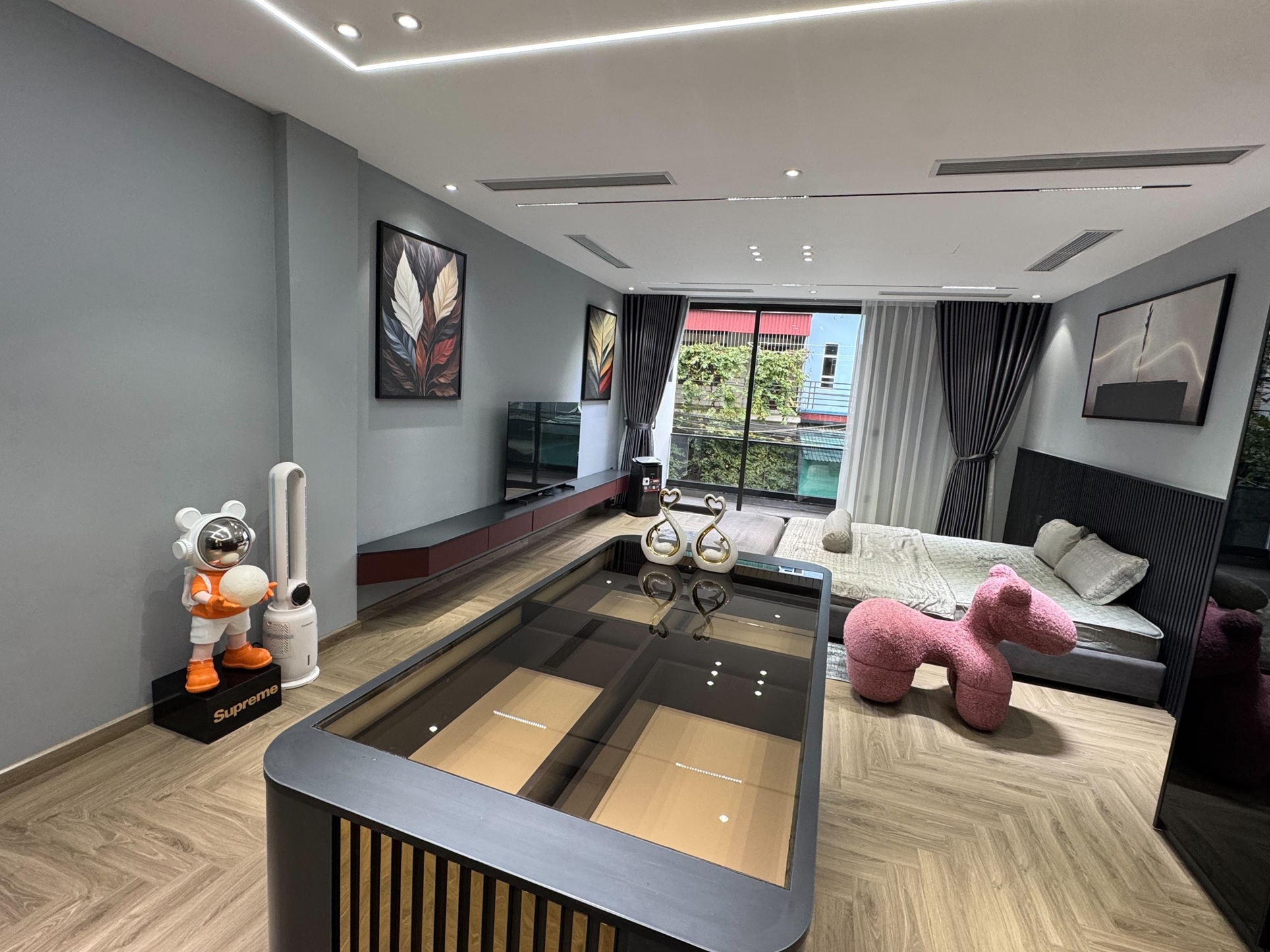 Bán nhà mặt ngõ Nguyễn Thời Trung, Thạch Bàn, 8 tầng, DT 90m2, MT 5m, 5PN, full nội thất