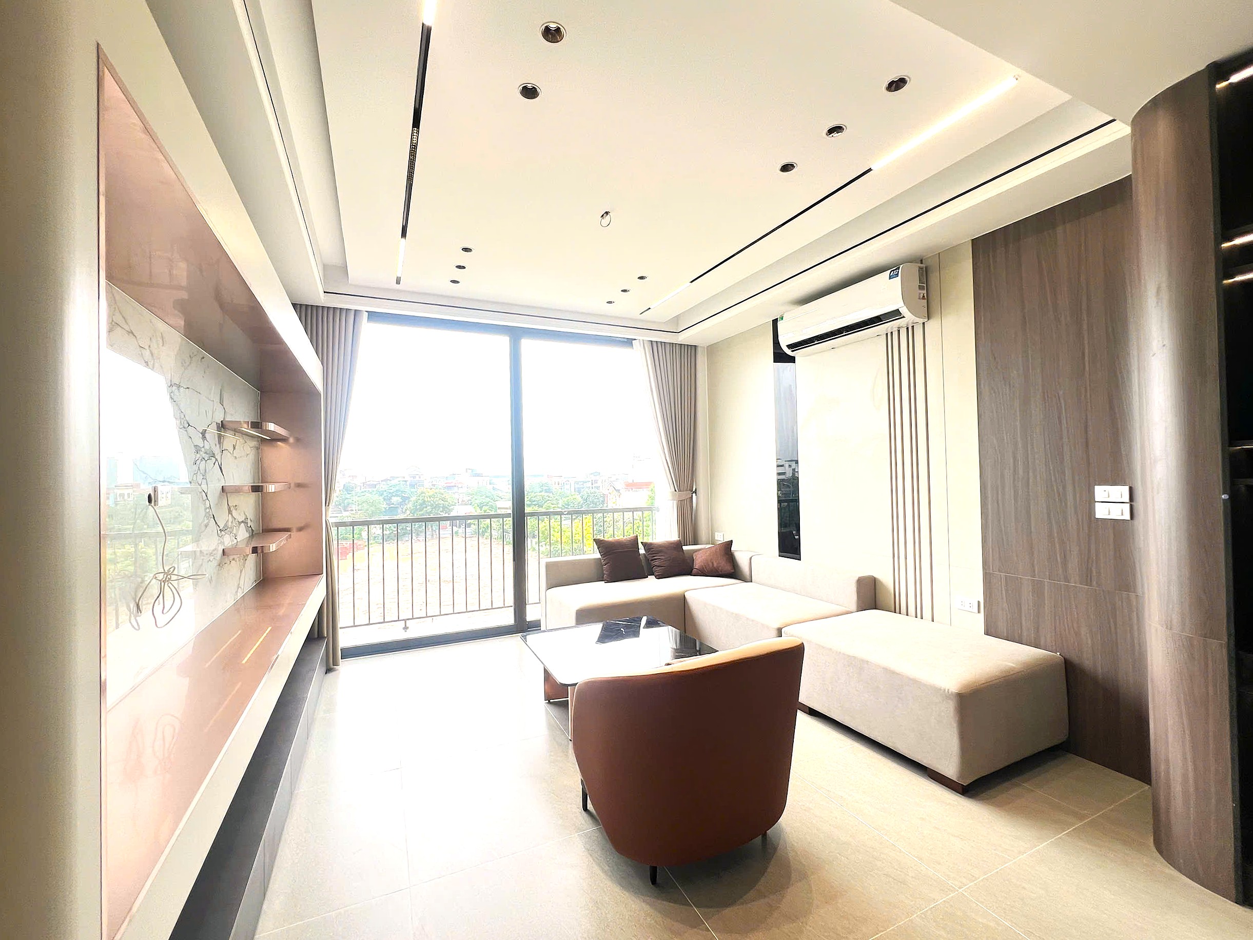 Bán nhà mặt ngõ Nguyễn Thời Trung, Thạch Bàn, 6 tầng, DT 53m2, MT 4m, tiện kinh doanh