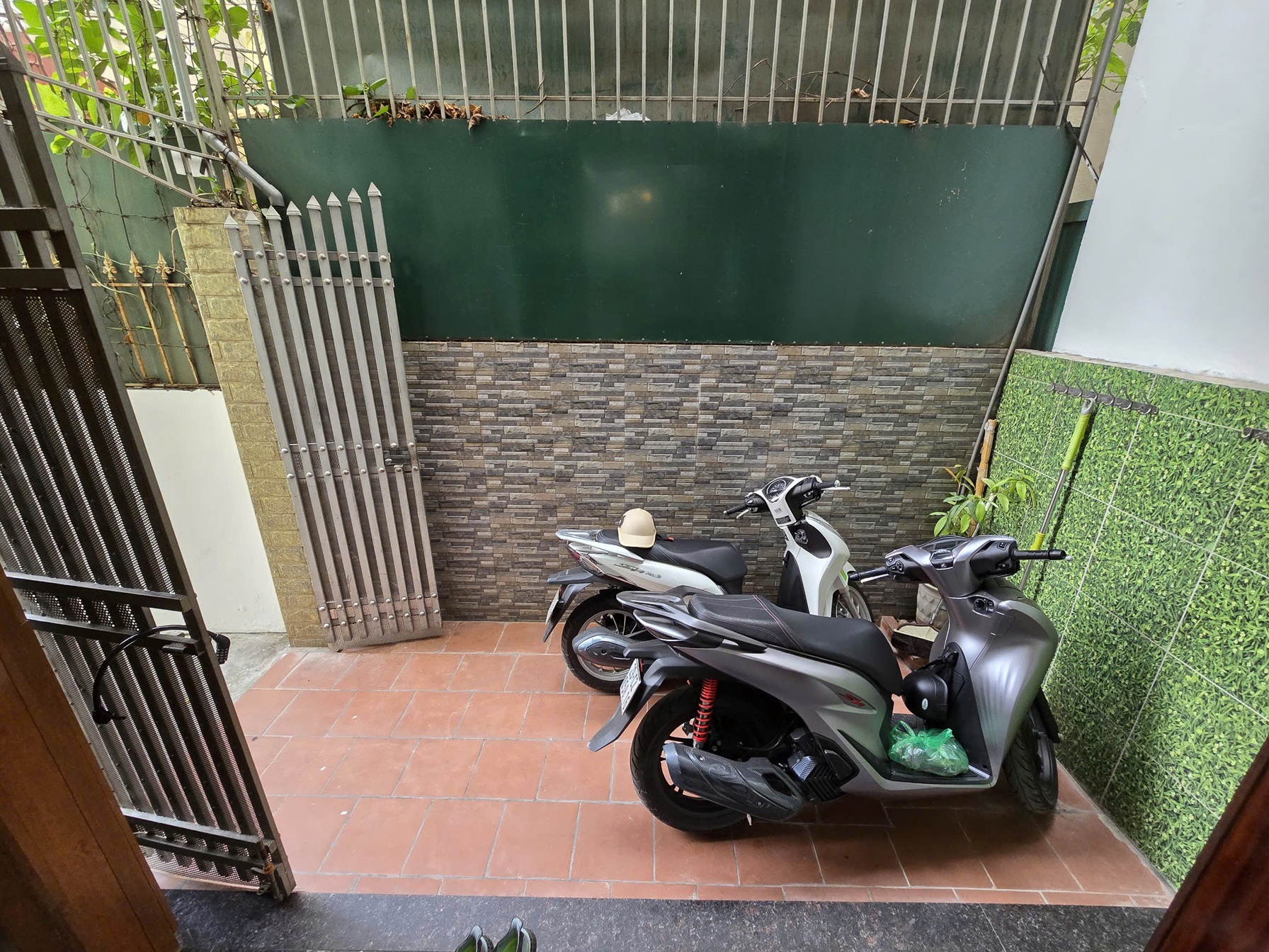 Bán nhà phố Vũ Đức Thận, sau BigC, Nhà 4 tầng, DT 50m2, MT 4m, 4PN, SĐCC, ĐÃ BÁN