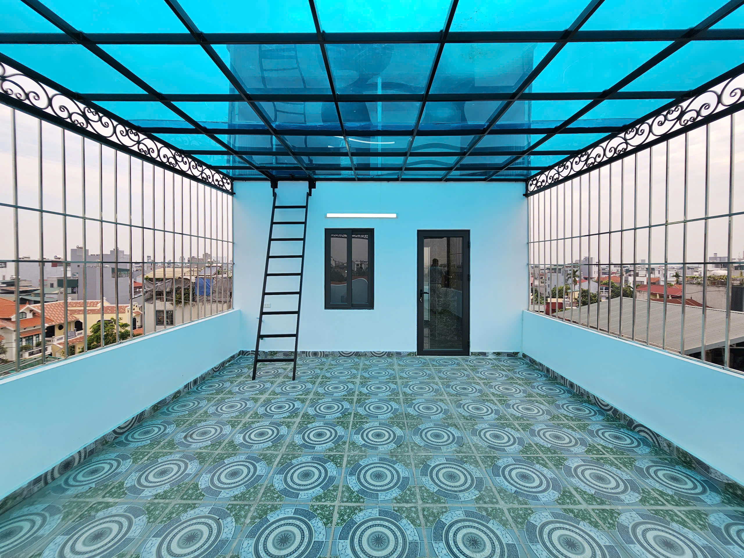 Bán nhà mặt ngõ phố Ngọc Trì, Thạch Bàn, 6 tầng, DT 52m2, MT 5m, tiện kinh doanh, buôn bán
