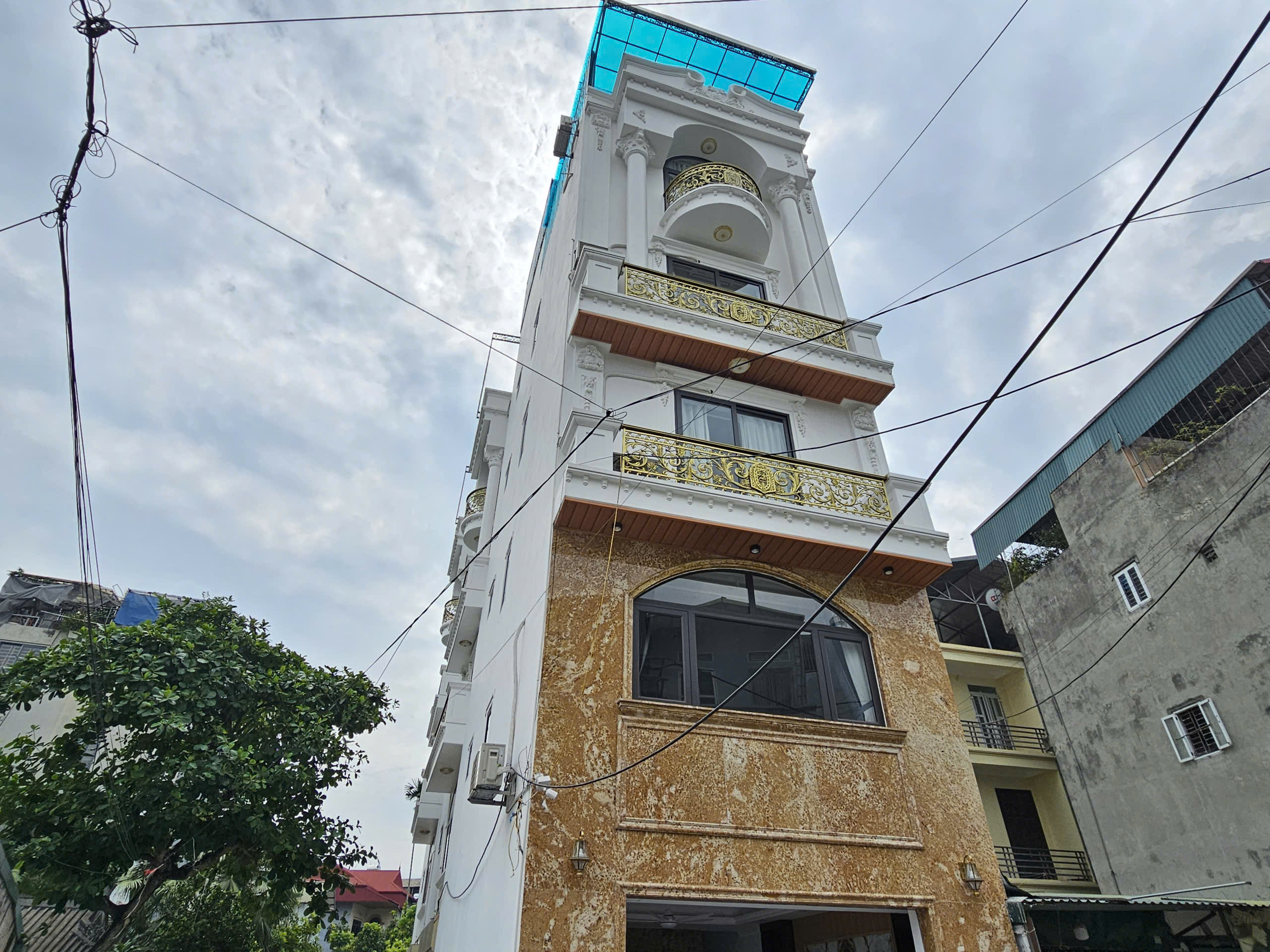 Bán nhà mặt ngõ phố Ngọc Trì, Thạch Bàn, 6 tầng, DT 52m2, MT 5m, tiện kinh doanh, buôn bán