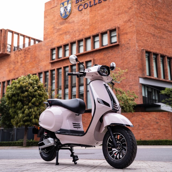 XE MÁY ĐIỆN JVC VERAS